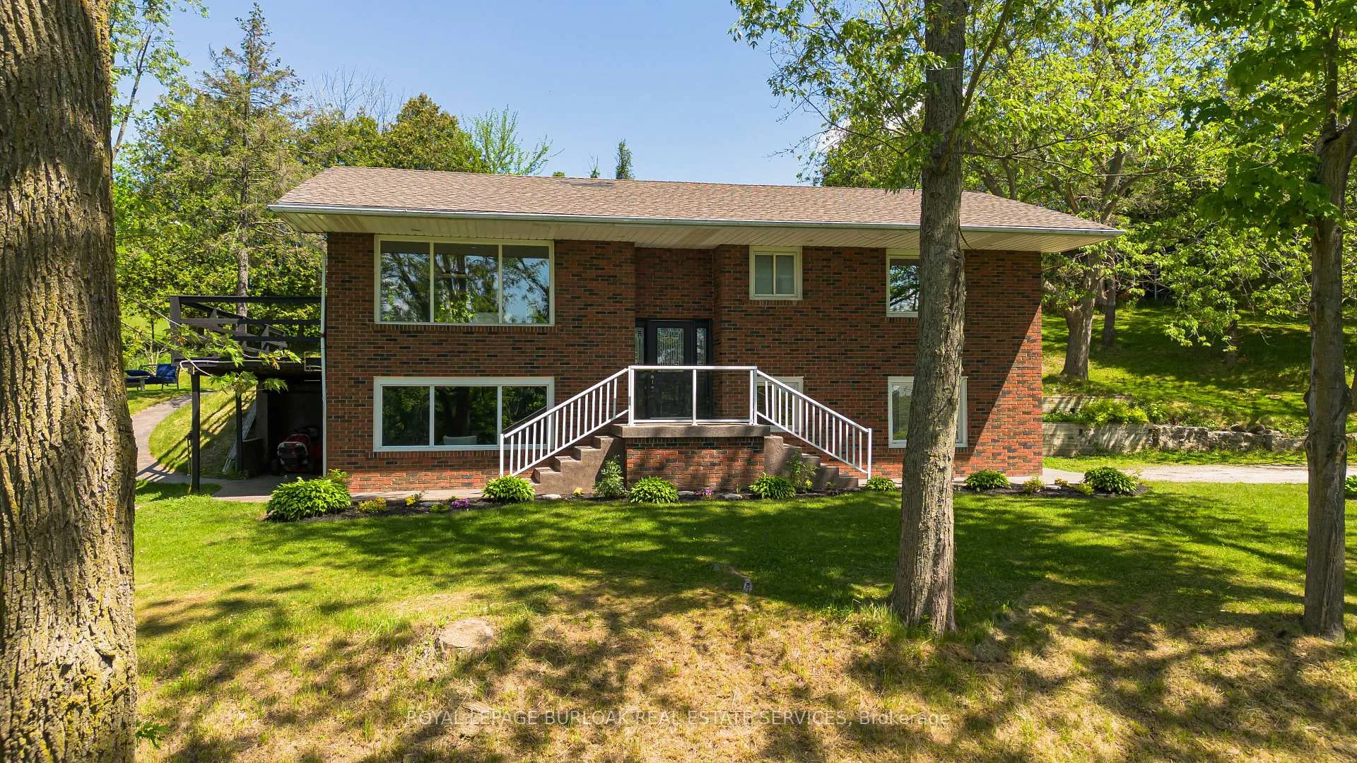 Photo 5 of 1119 Concession 8 Road W, Hamilton, Rural Flamborough — HOMEH