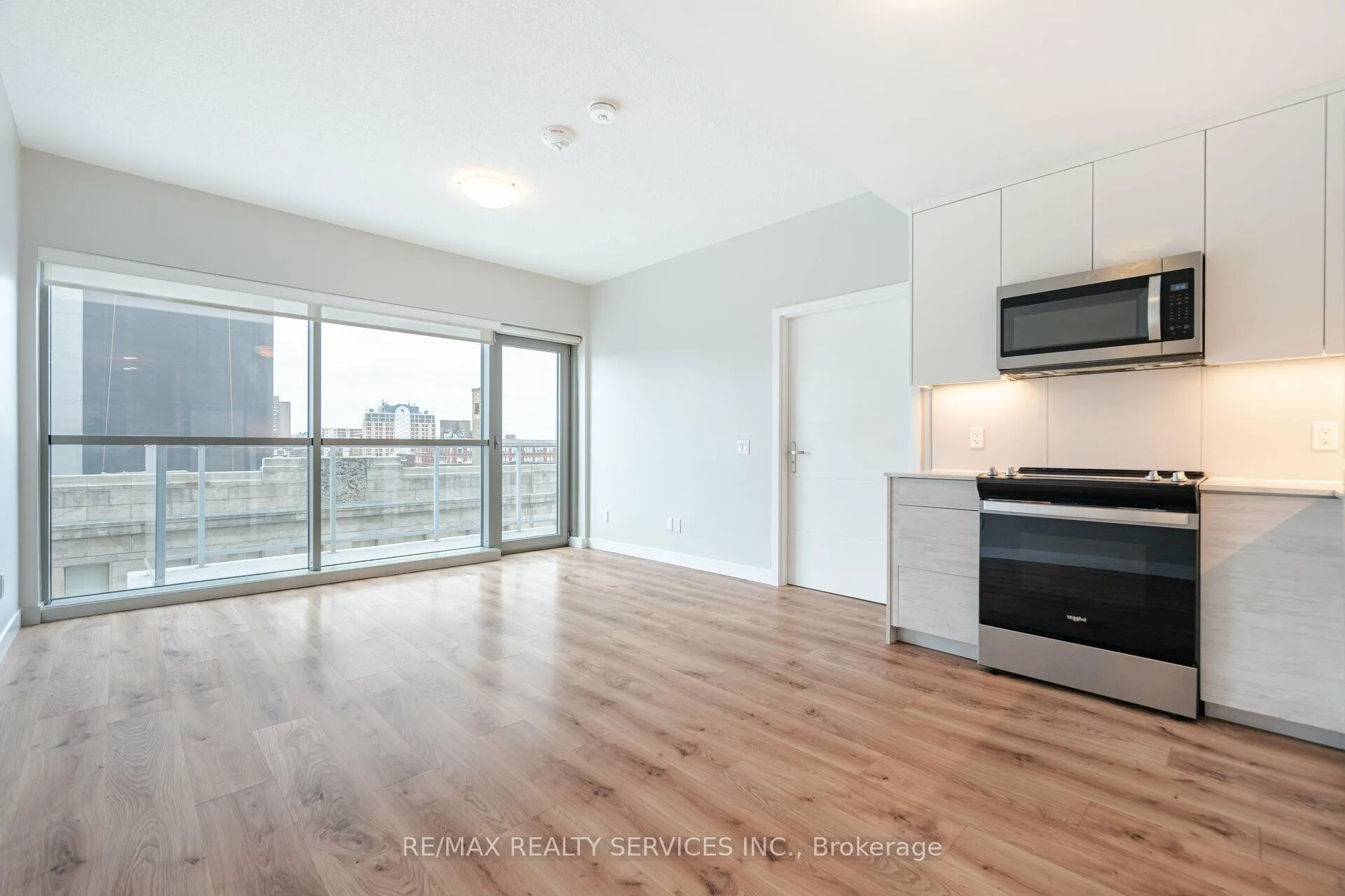 Photo 9 of Unit 407, 60 Frederick Street, Kitchener — HOMEH
