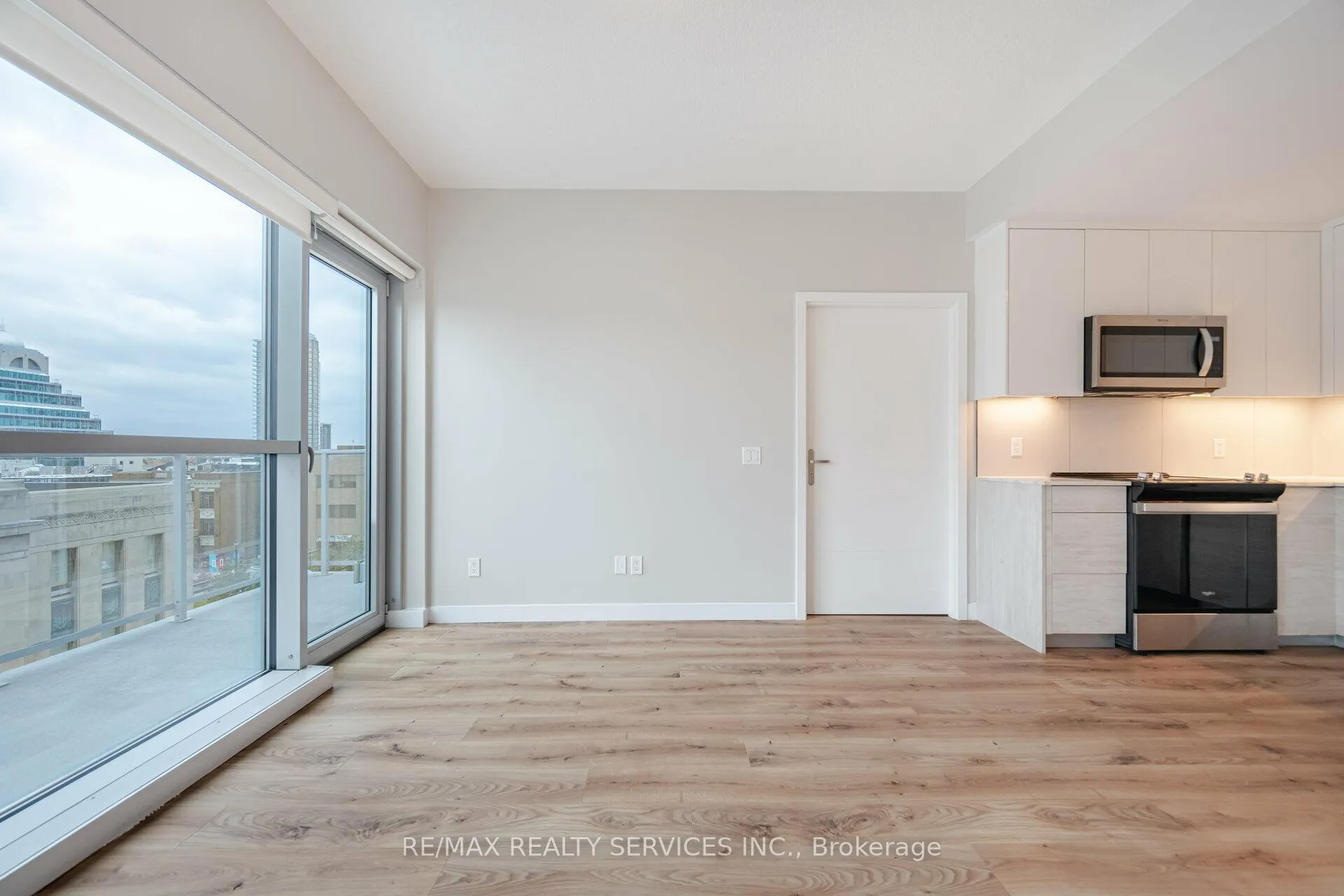 Photo 12 of Unit 407, 60 Frederick Street, Kitchener — HOMEH