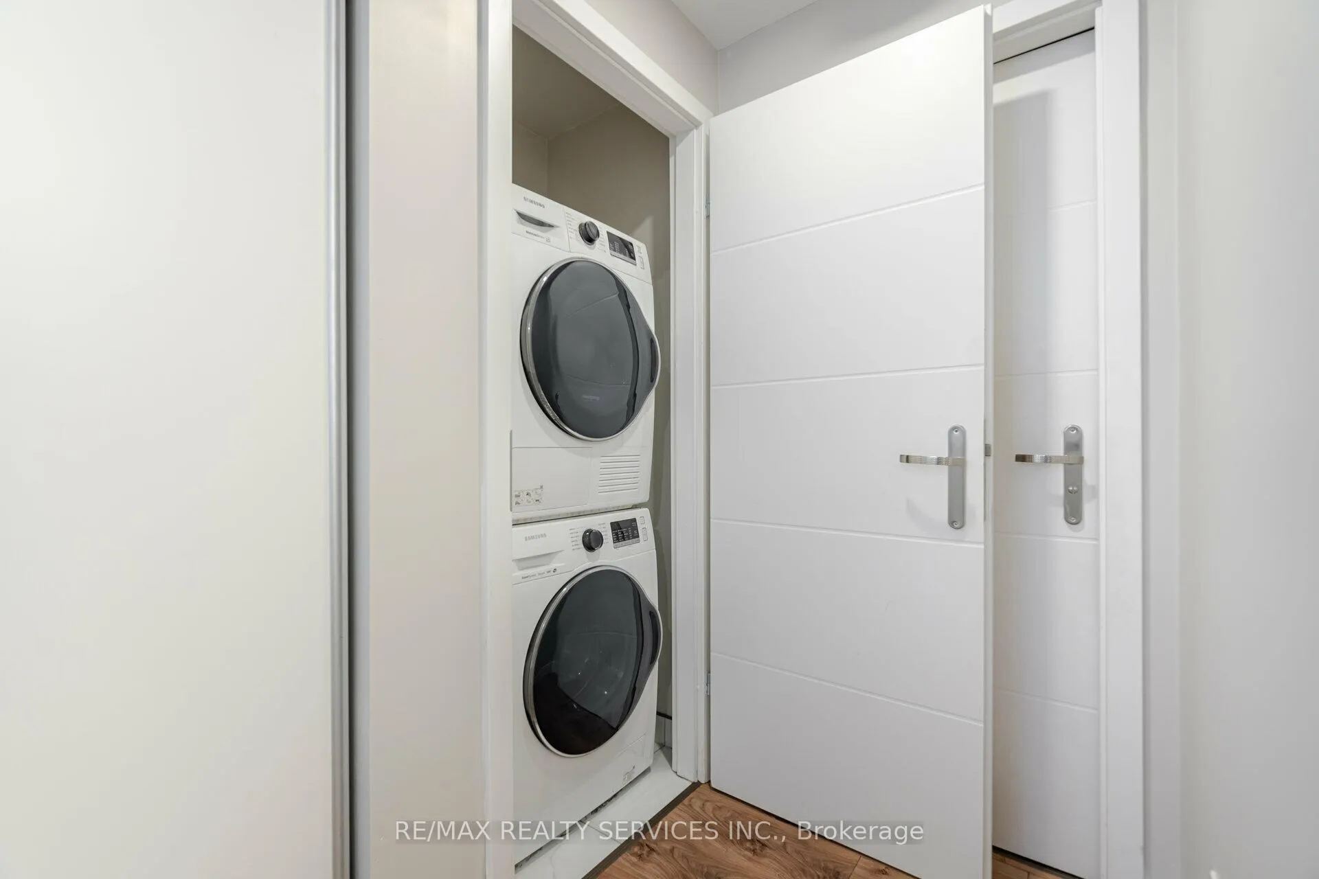 Photo 29 of Unit 407, 60 Frederick Street, Kitchener — HOMEH