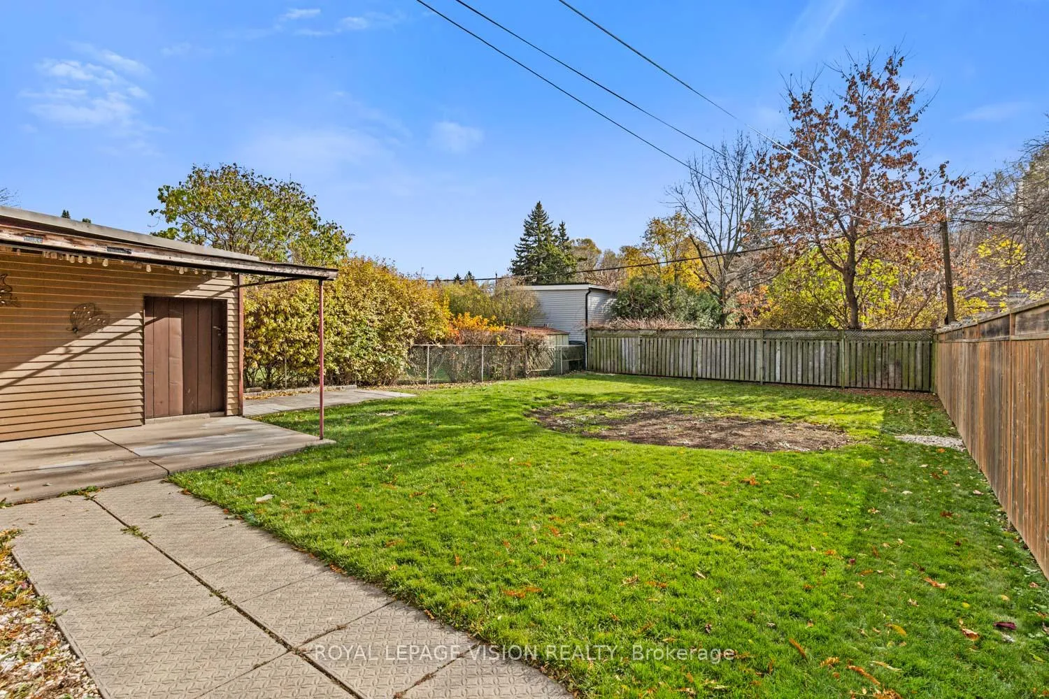 Photo 35 of 29 Donora Drive, Toronto, Crescent Town — HOMEH