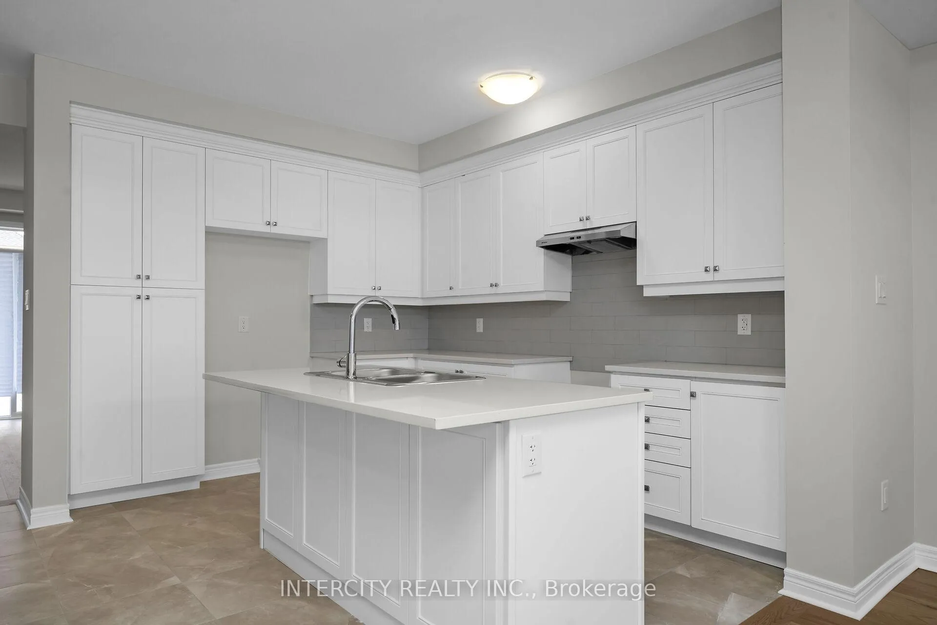 Photo 11 of 323 Inspire Boulevard, Brampton, Sandringham-Wellington North — HOMEH