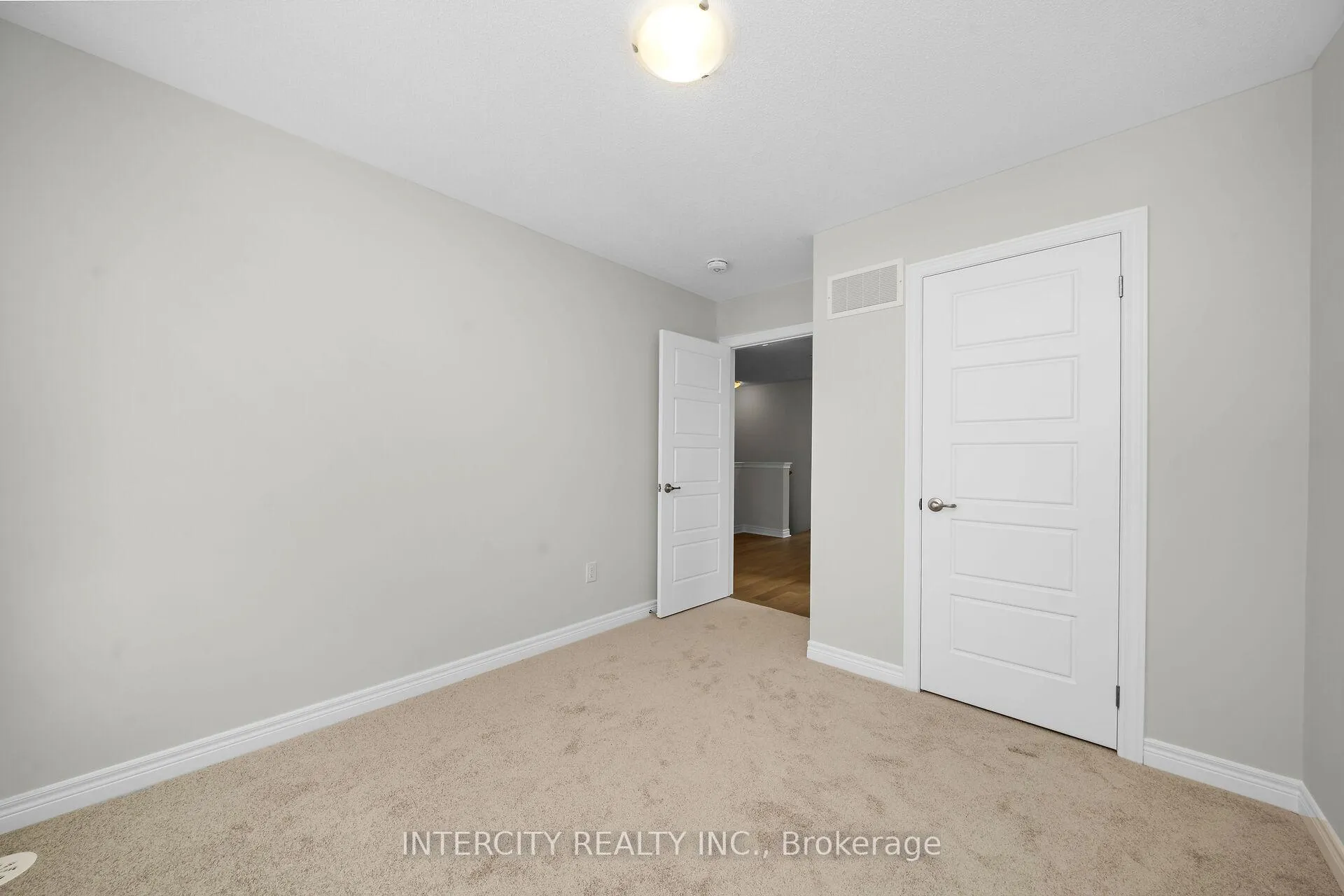 Photo 29 of 323 Inspire Boulevard, Brampton, Sandringham-Wellington North — HOMEH