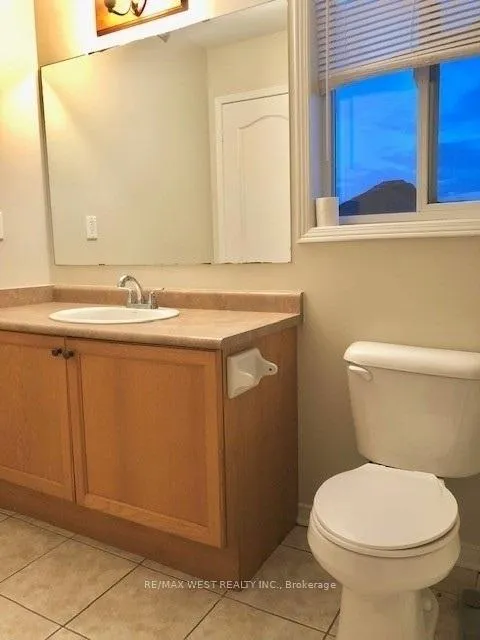 Photo 7 of Unit Upper, 85 Dells Crescent, Brampton, Fletcher's Meadow — HOMEH