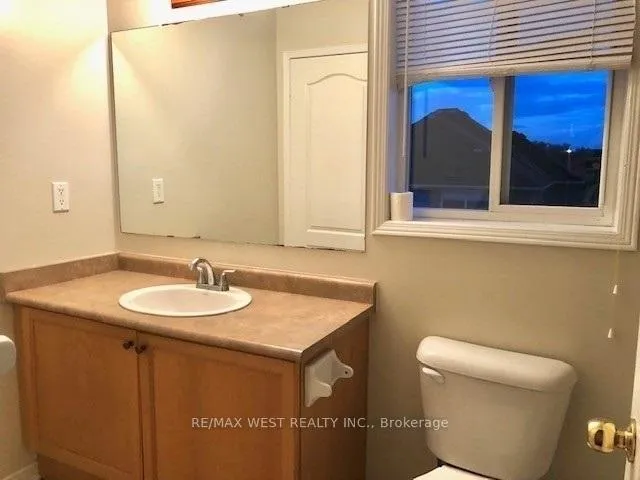 Photo 8 of Unit Upper, 85 Dells Crescent, Brampton, Fletcher's Meadow — HOMEH