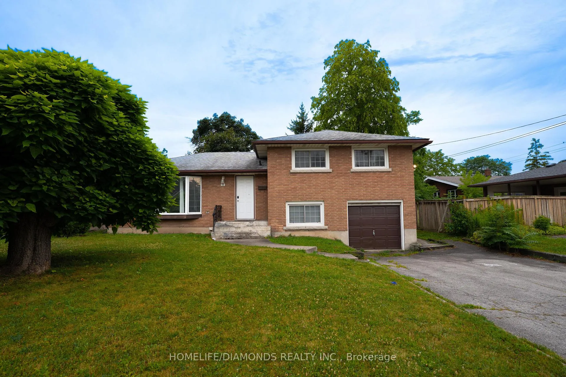 Front of 86 Glendale Avenue
