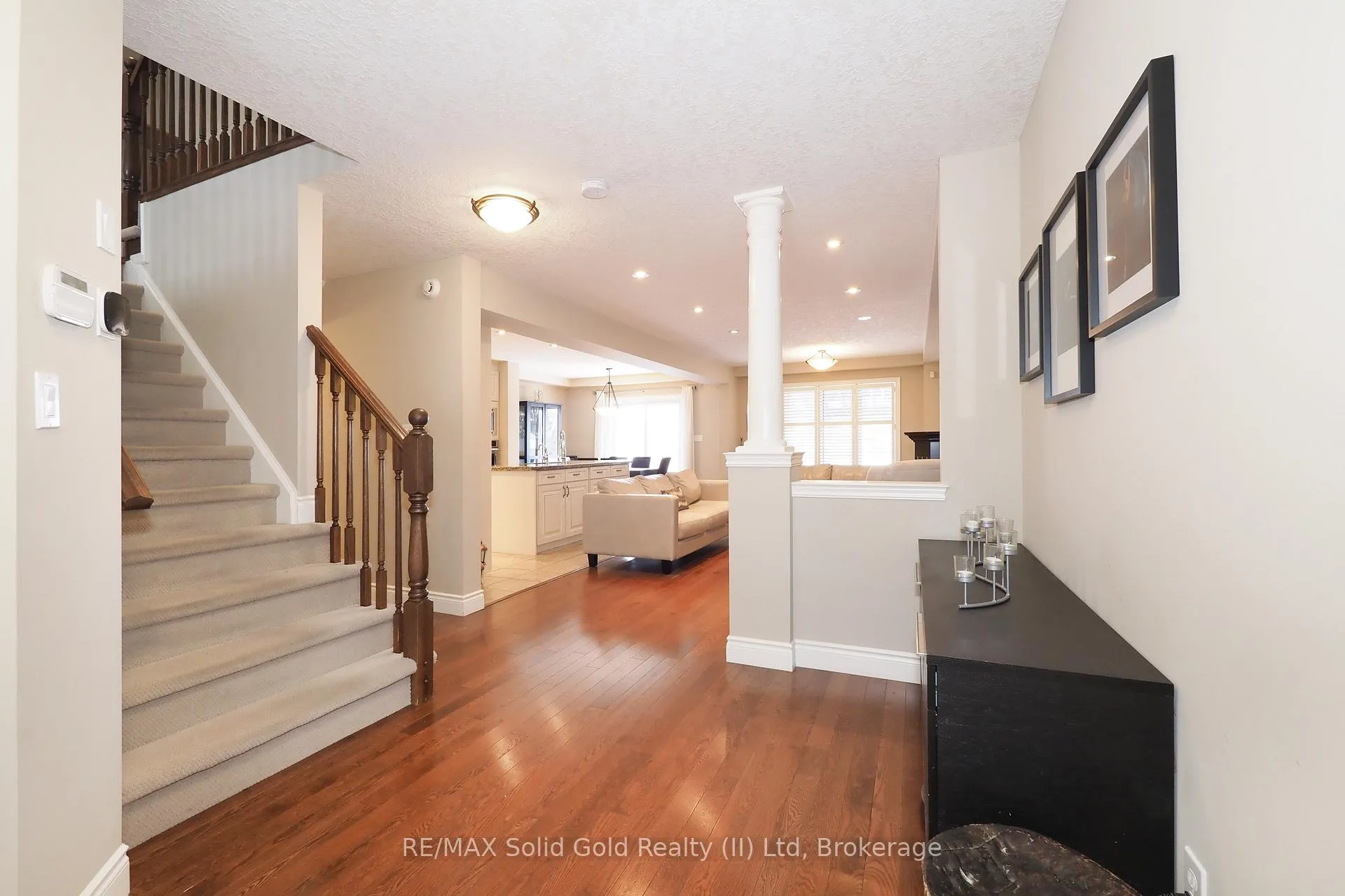 Photo 6 of 33 Huck Crescent, Kitchener — HOMEH