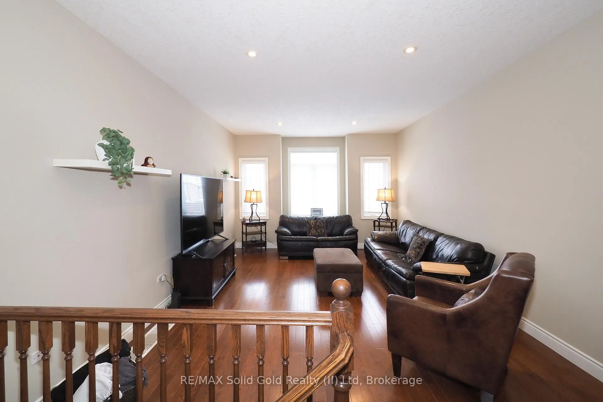 Photo 21 of 33 Huck Crescent, Kitchener — HOMEH