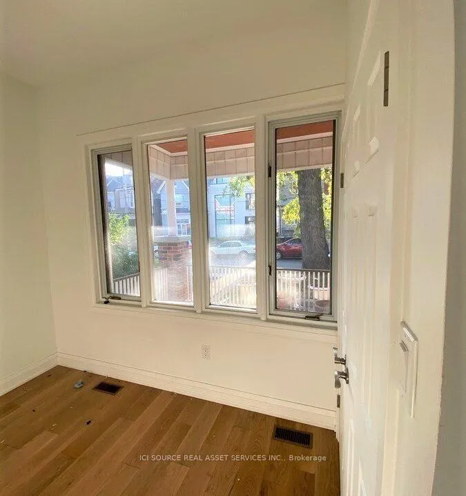 Front of Unit 1, 179 Markham Drive