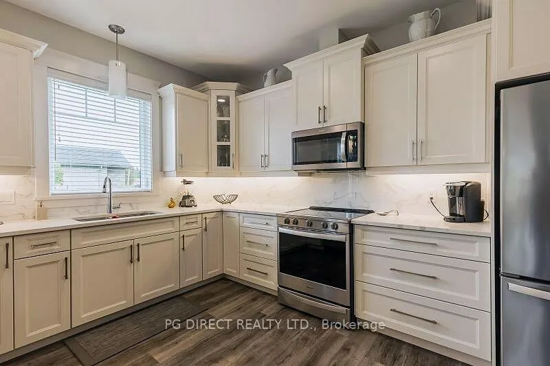 Photo 9 of 28 Beacon Drive, Brighton — HOMEH