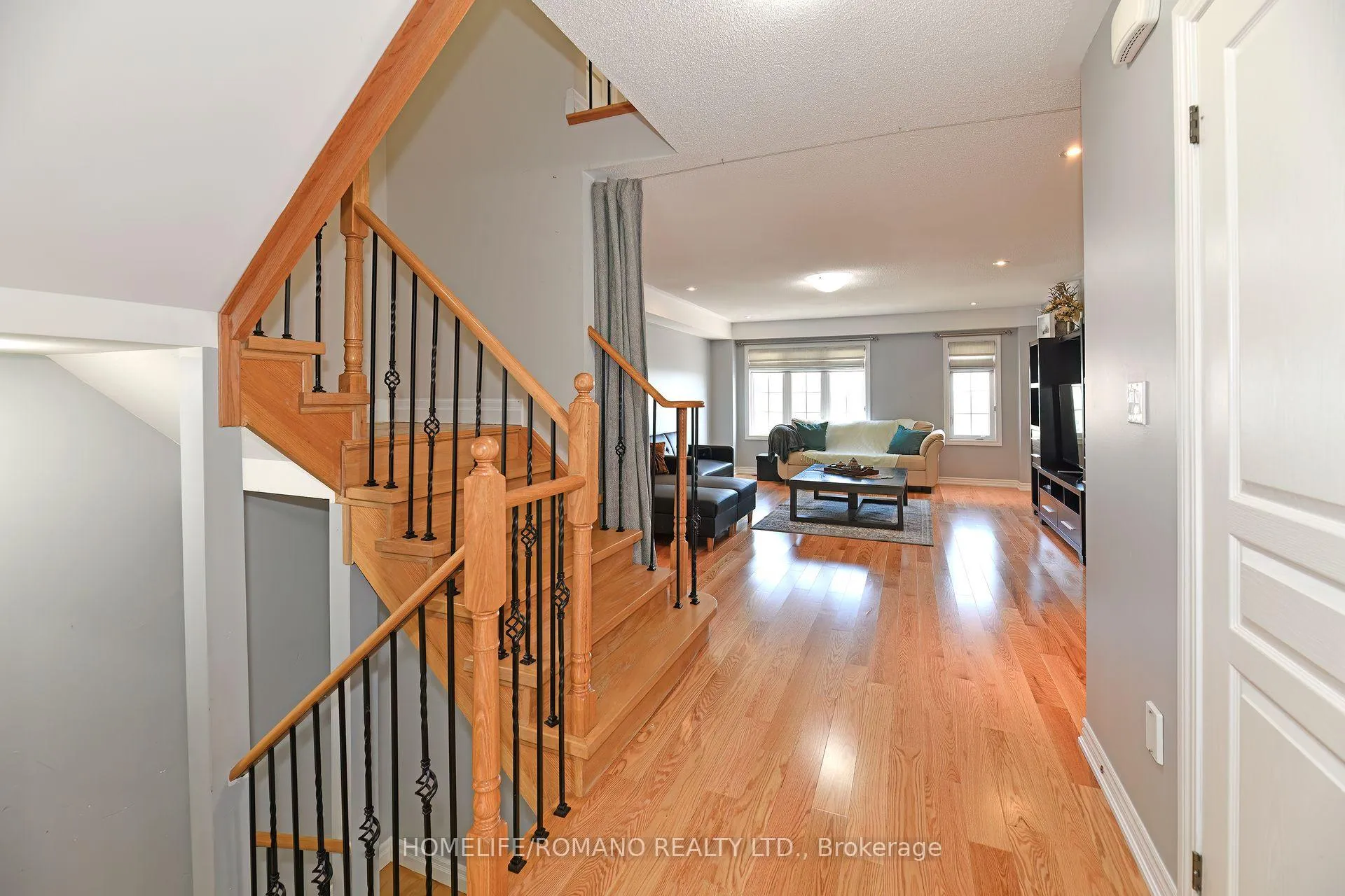 Photo 6 of 33 Comfort Way, Whitby, Blue Grass Meadows — HOMEH