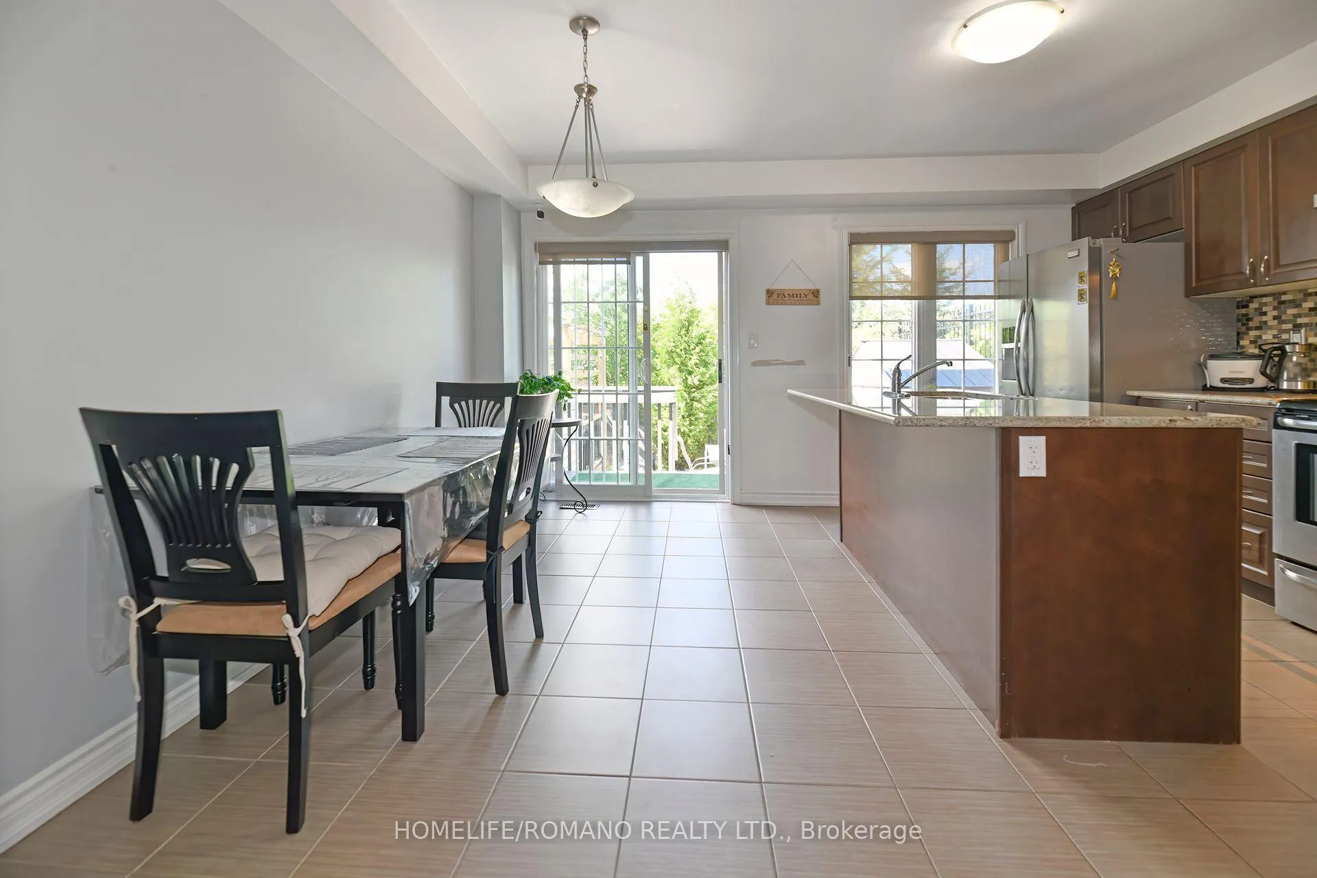 Photo 7 of 33 Comfort Way, Whitby, Blue Grass Meadows — HOMEH