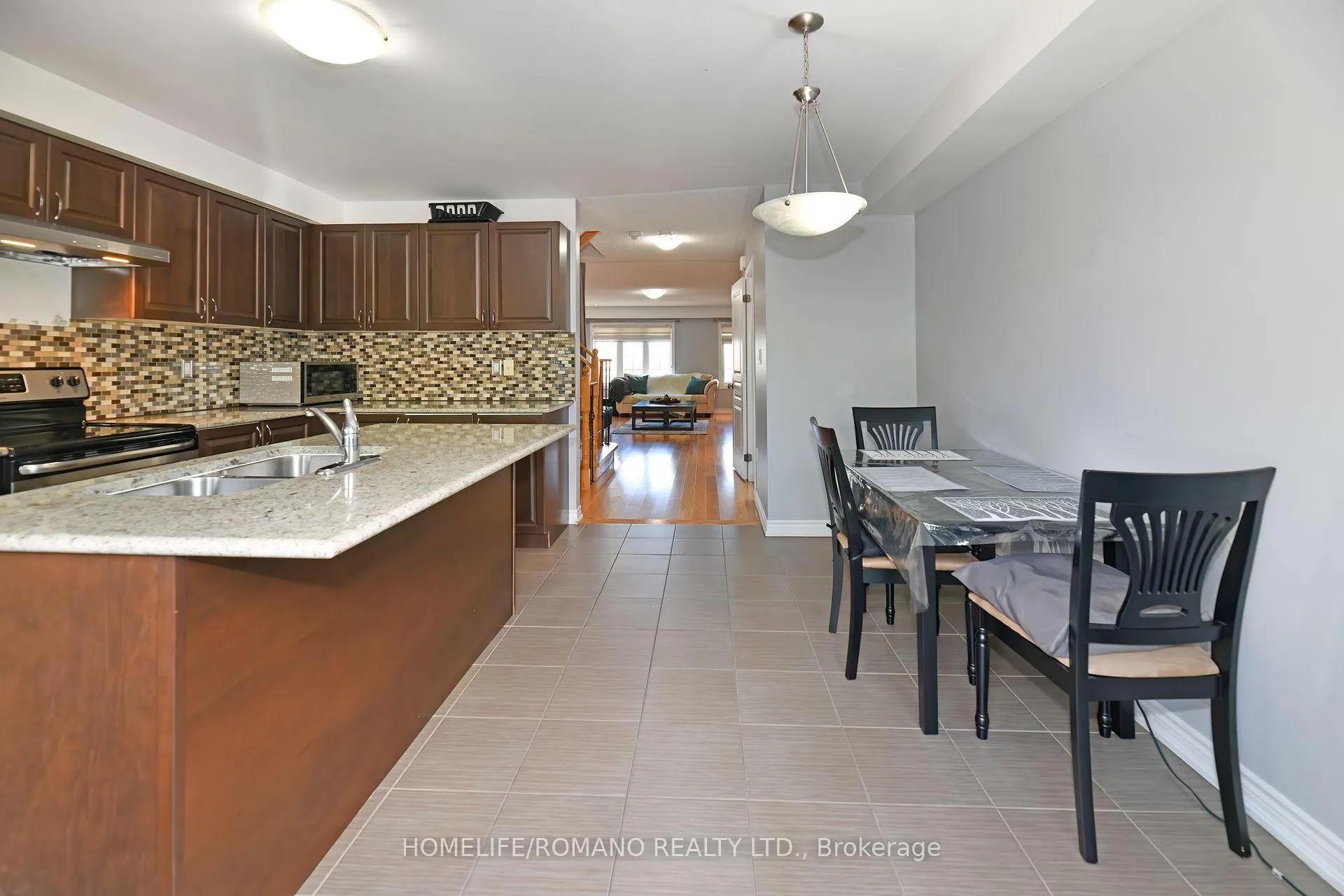 Photo 11 of 33 Comfort Way, Whitby, Blue Grass Meadows — HOMEH