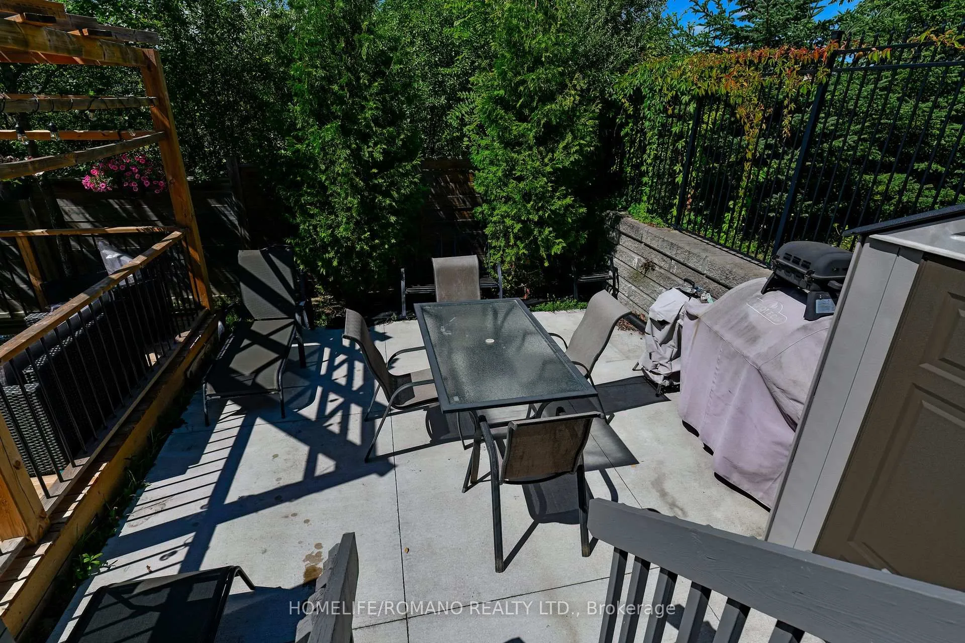 Photo 23 of 33 Comfort Way, Whitby, Blue Grass Meadows — HOMEH