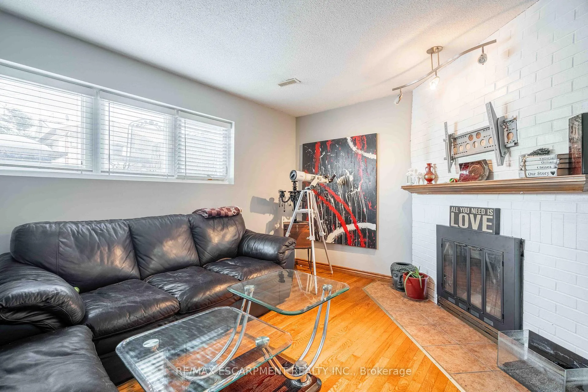 Photo 34 of 9 Beachgrove Crescent, Hamilton, Stoney Creek Mountain — HOMEH
