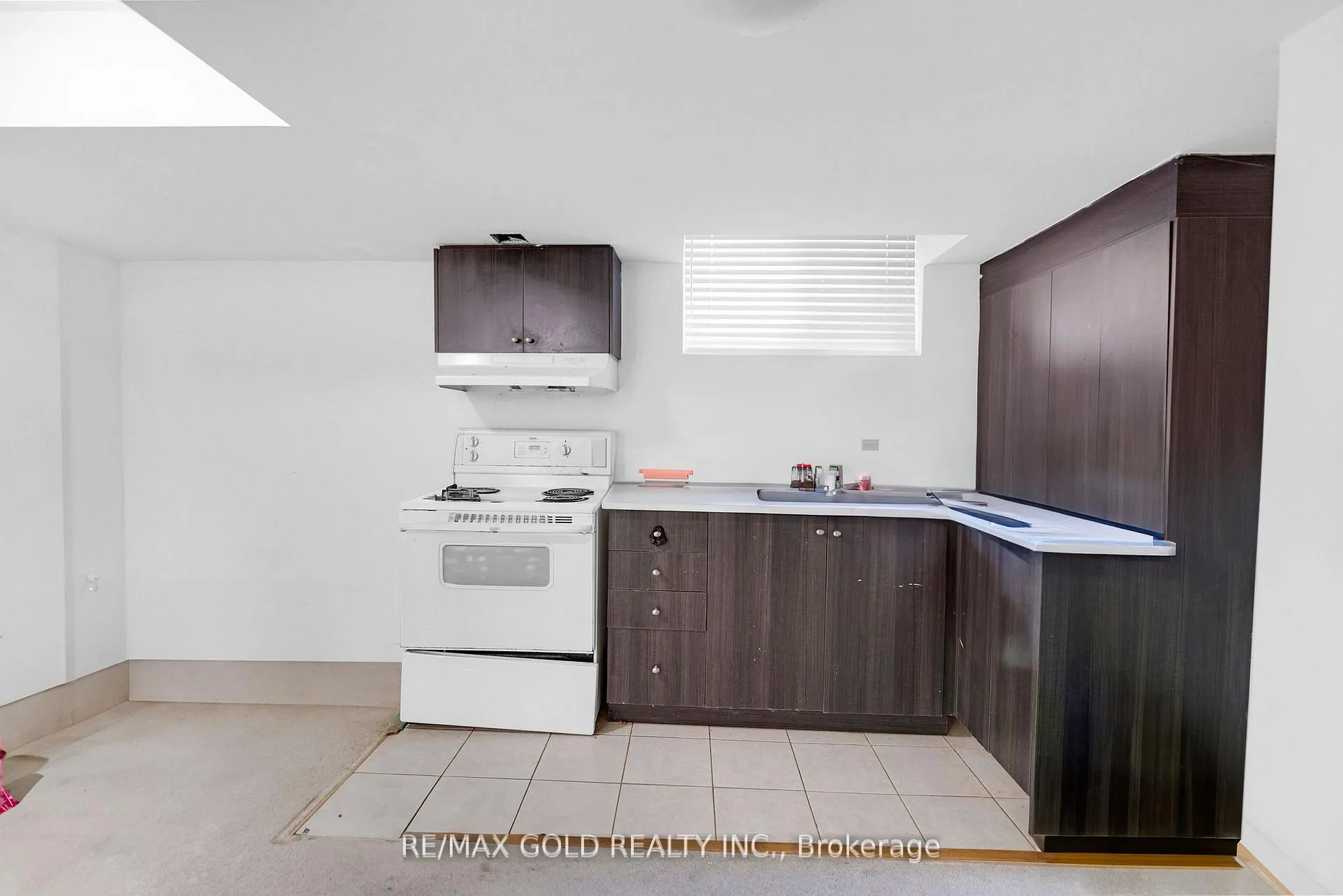 Photo 20 of 124 Baffin Crescent, Brampton, Northwest Sandalwood Parkway — HOMEH