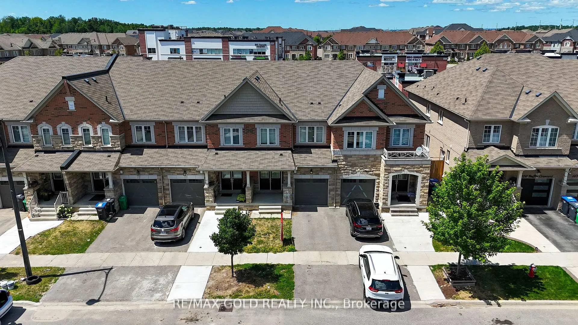 Photo 23 of 124 Baffin Crescent, Brampton, Northwest Sandalwood Parkway — HOMEH