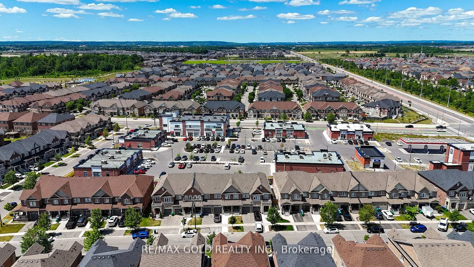 Photo 27 of 124 Baffin Crescent, Brampton, Northwest Sandalwood Parkway — HOMEH