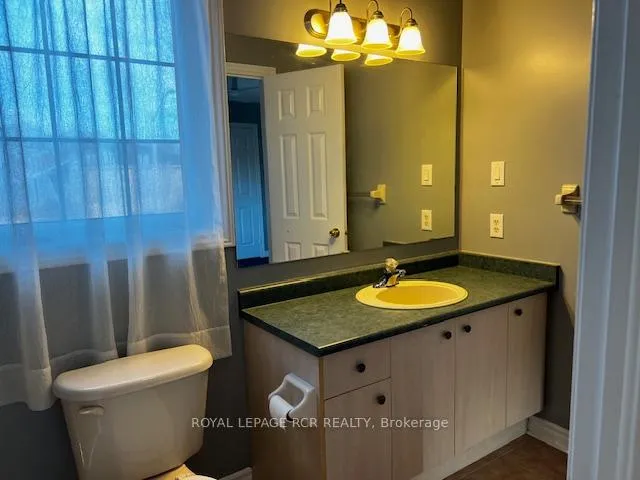 Photo 9 of 92 Kraus Road, Barrie, Edgehill Drive — HOMEH