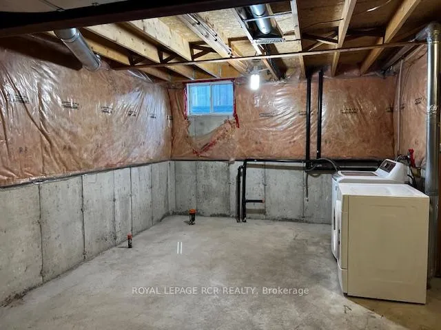Photo 15 of 92 Kraus Road, Barrie, Edgehill Drive — HOMEH