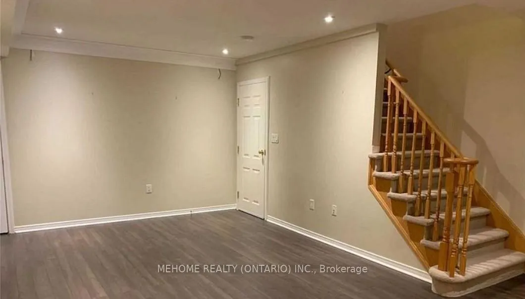 Photo 2 of 108 Louisbourg Way, Markham, Greensborough — HOMEH