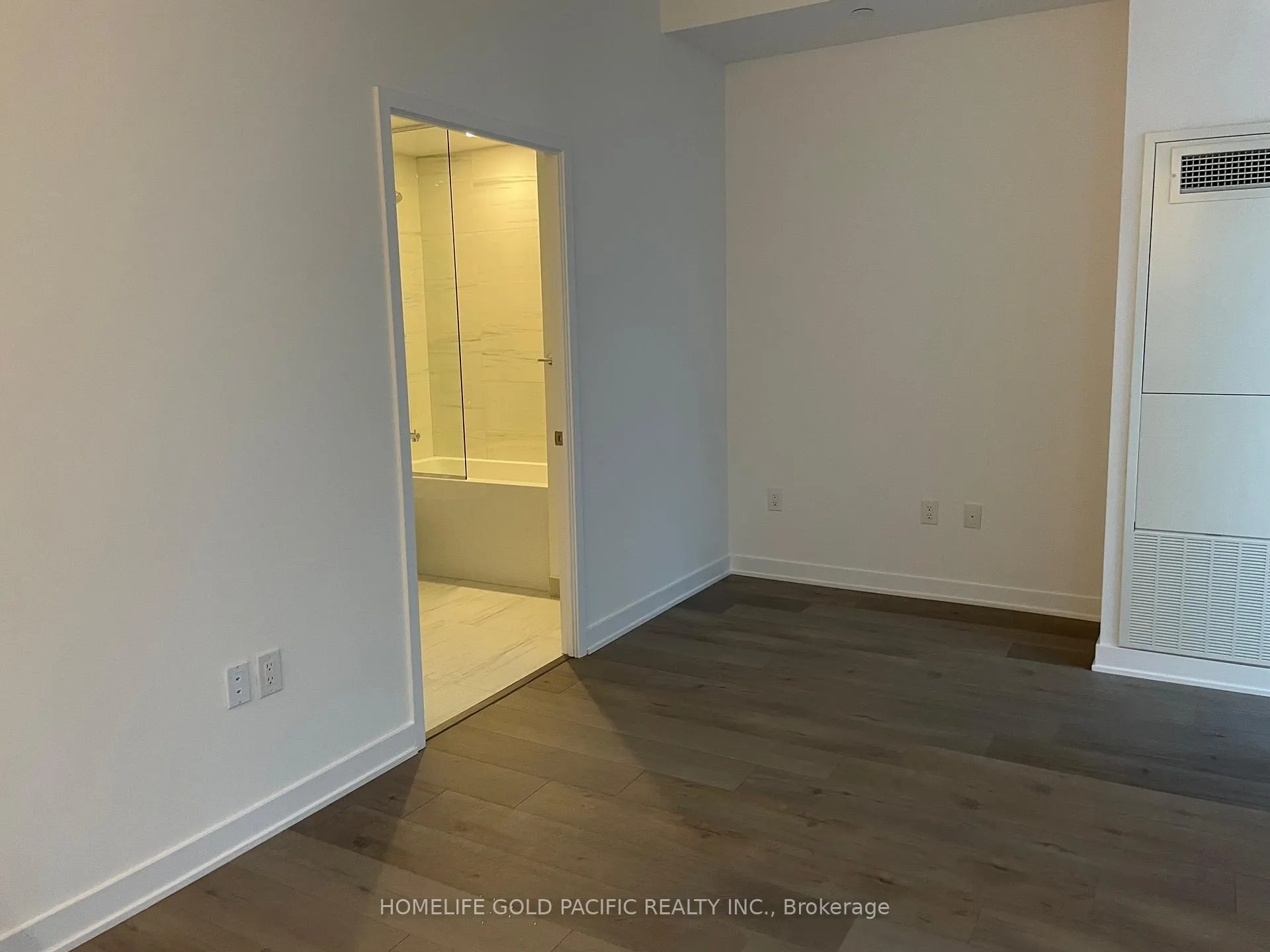 Photo 20 of Unit 1006, 60 Honeycrisp Crescent, Vaughan, Vaughan Corporate Centre — HOMEH