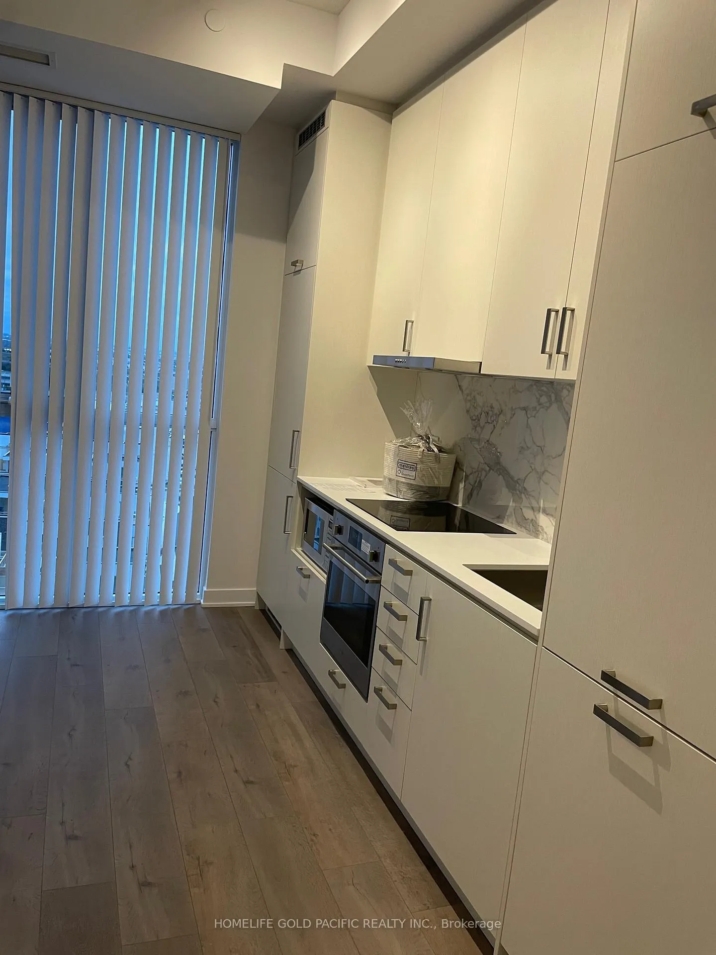 Photo 28 of Unit 1006, 60 Honeycrisp Crescent, Vaughan, Vaughan Corporate Centre — HOMEH
