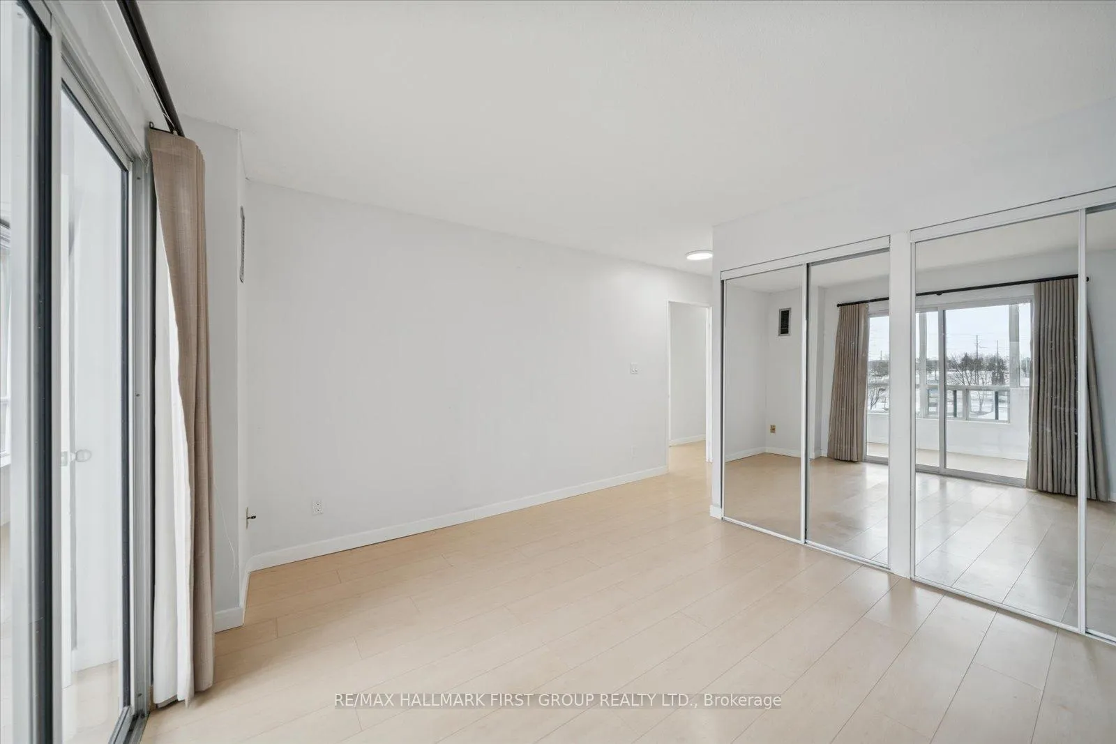 Photo 13 of Unit 508, 711 Rossland Road, Whitby, Pringle Creek — HOMEH