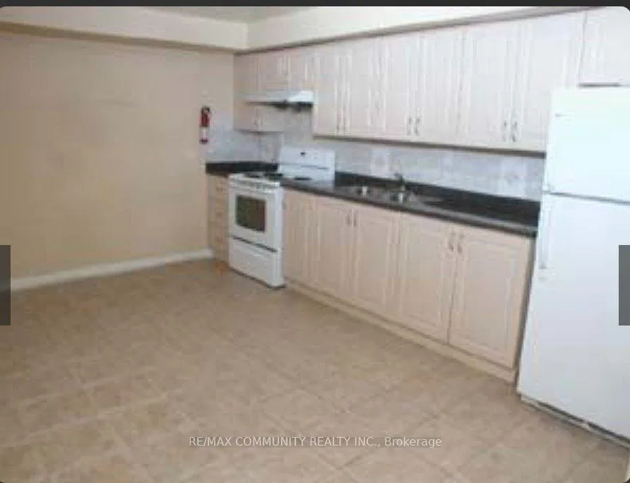 Photo 4 of 5 Peony Street, Markham, Cornell — HOMEH