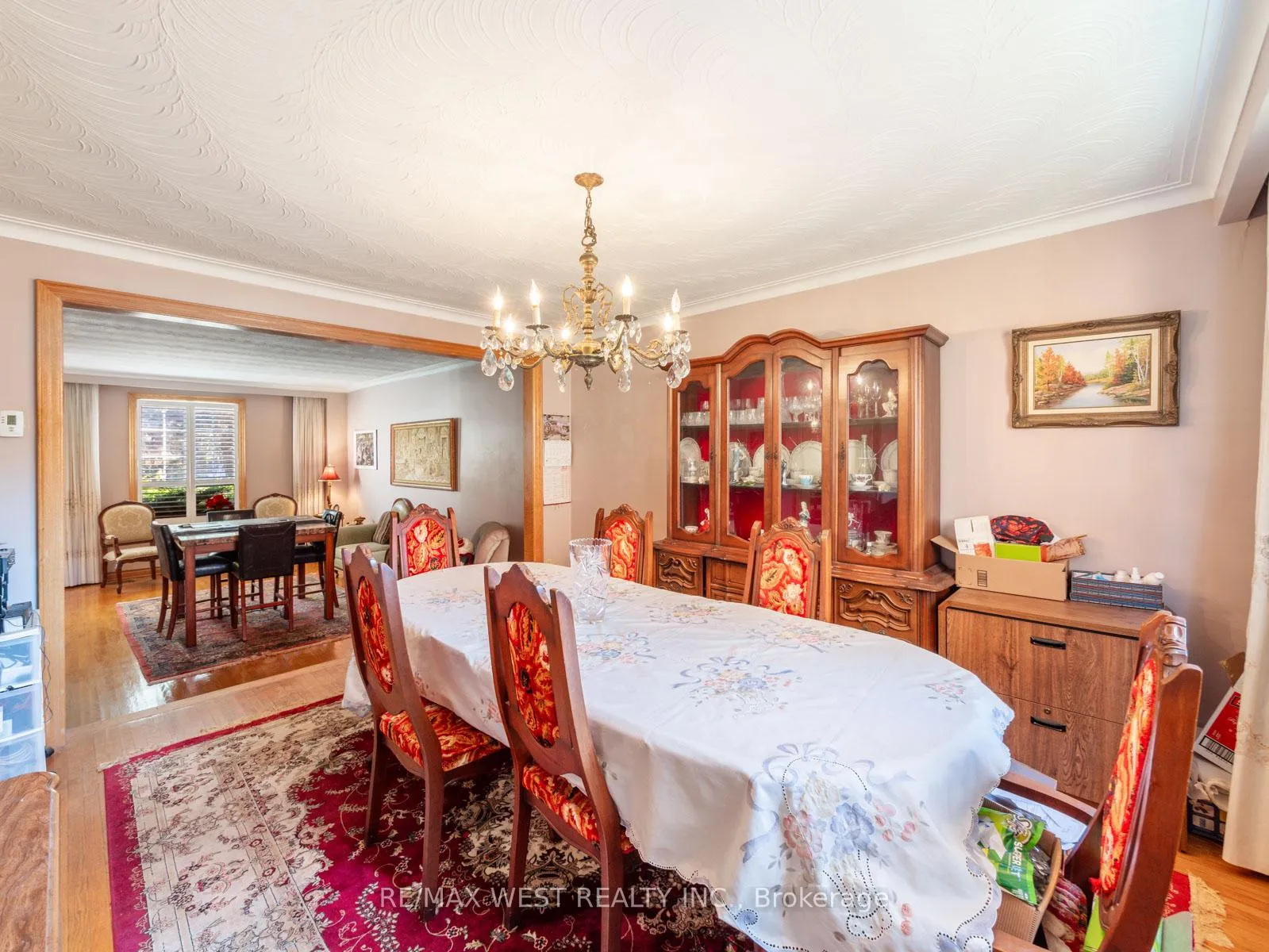 Photo 17 of 96 Wigwoss Drive S, Vaughan, East Woodbridge — HOMEH