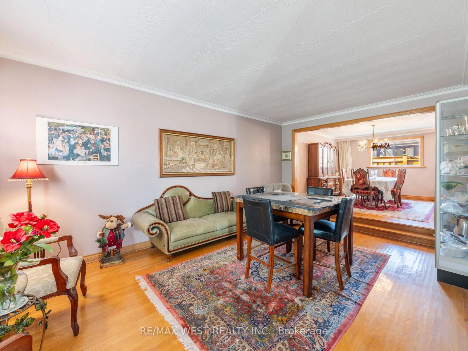 Photo 18 of 96 Wigwoss Drive S, Vaughan, East Woodbridge — HOMEH