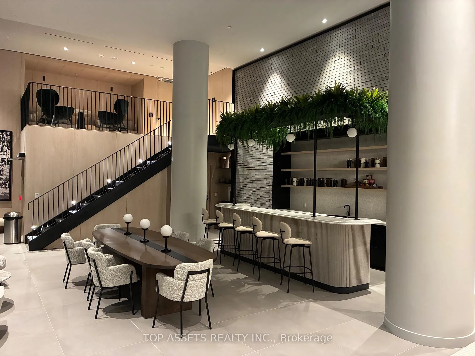 Photo 10 of Unit 4701, 8 Interchange Way, Vaughan, Vaughan Corporate Centre — HOMEH
