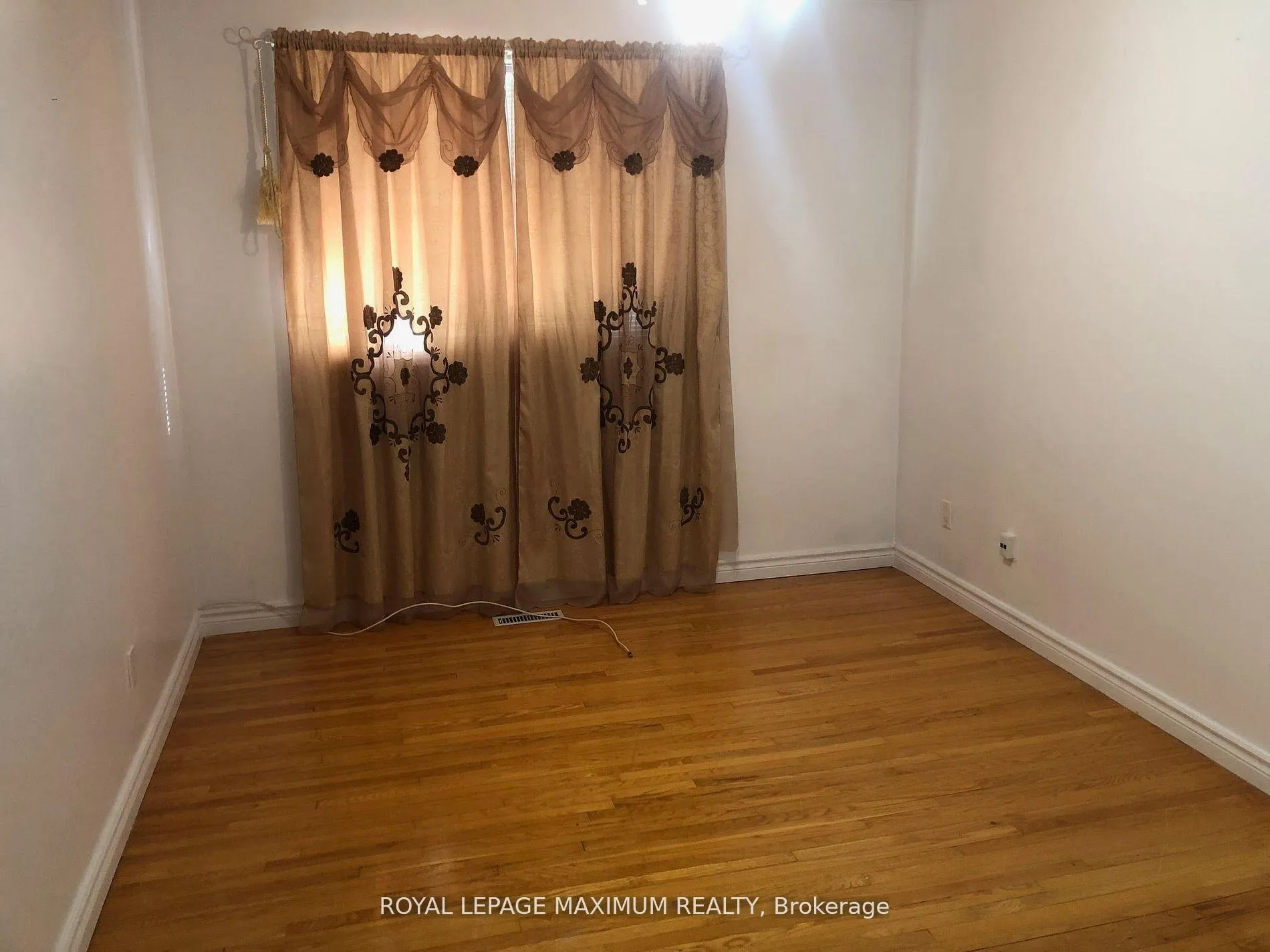 Photo 15 of 22 Diana Drive, King, Nobleton — HOMEH