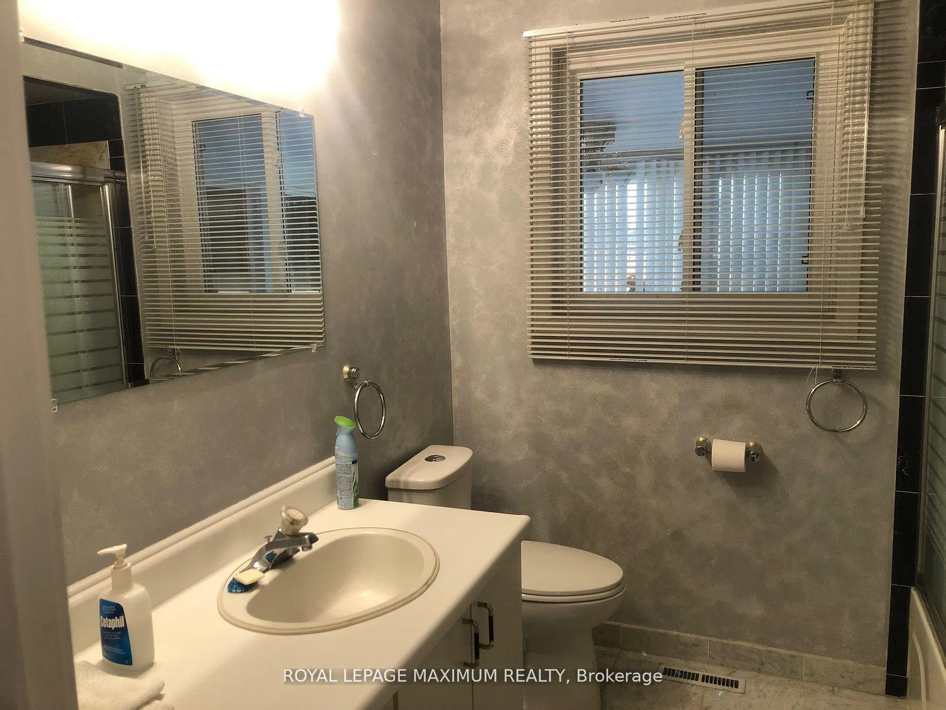 Photo 18 of 22 Diana Drive, King, Nobleton — HOMEH