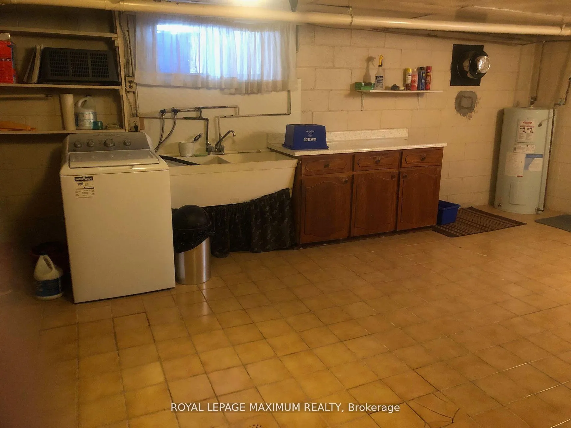 Photo 21 of 22 Diana Drive, King, Nobleton — HOMEH