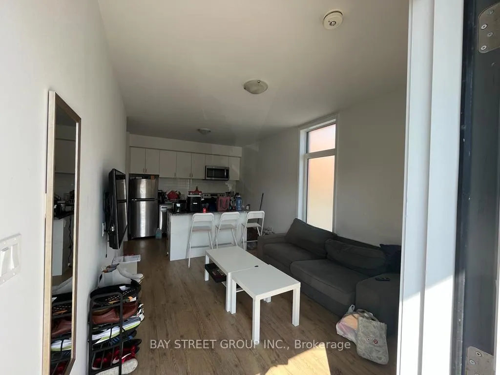 Photo 3 of Unit 96A, 1760 Simcoe Street N, Oshawa, Samac — HOMEH