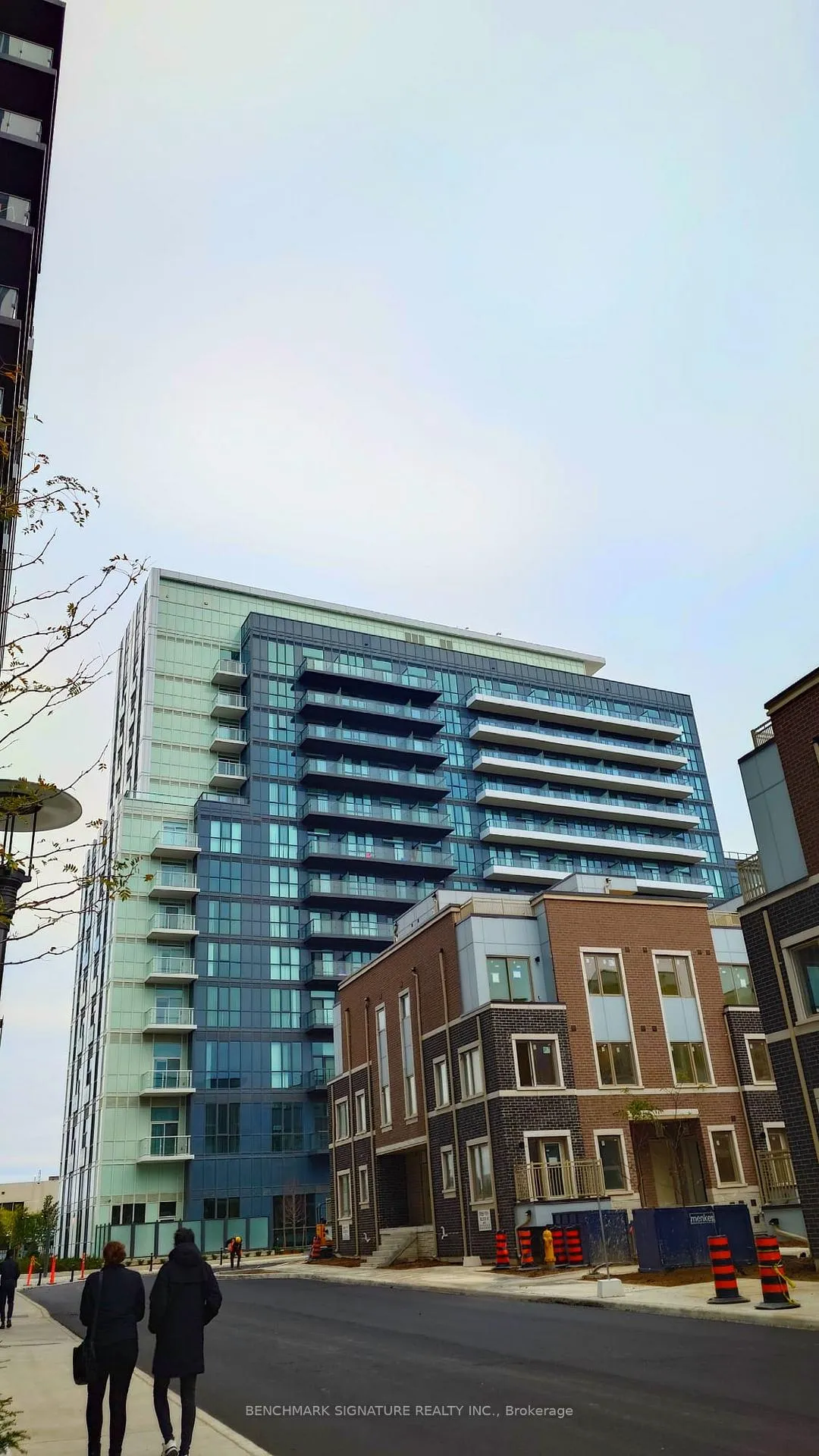 Photo 11 of Unit 306, 60 Honeycrisp Crescent, Vaughan, Concord — HOMEH