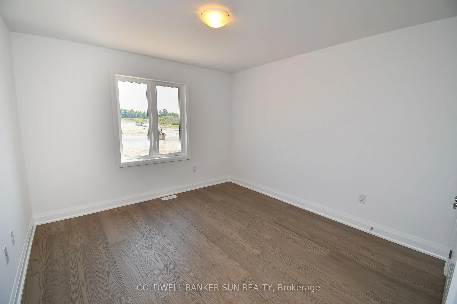 Photo 26 of 3 Gateway Drive, Barrie, Rural Barrie Southeast — HOMEH