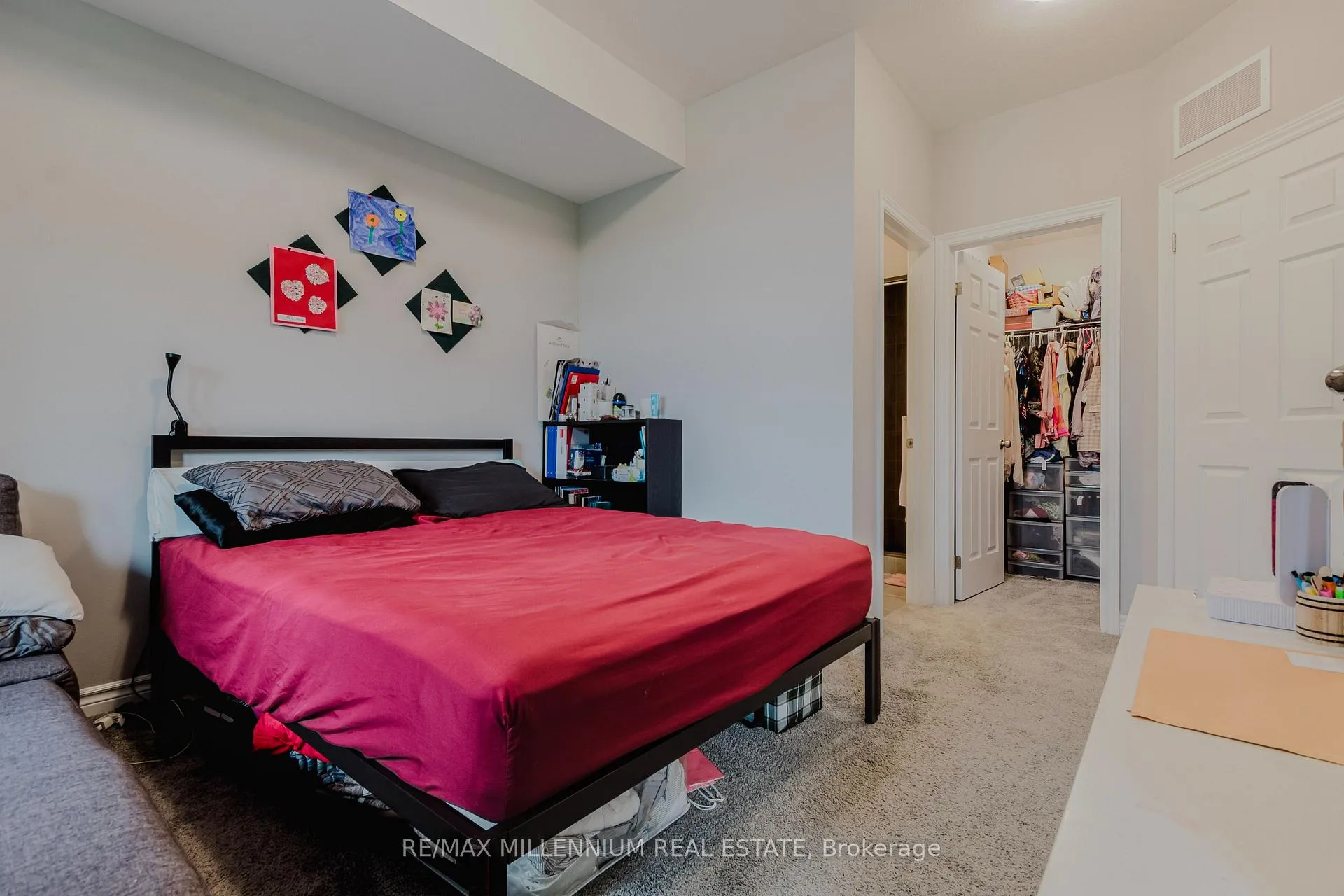Photo 9 of 98 Lomond Lane N, Kitchener — HOMEH