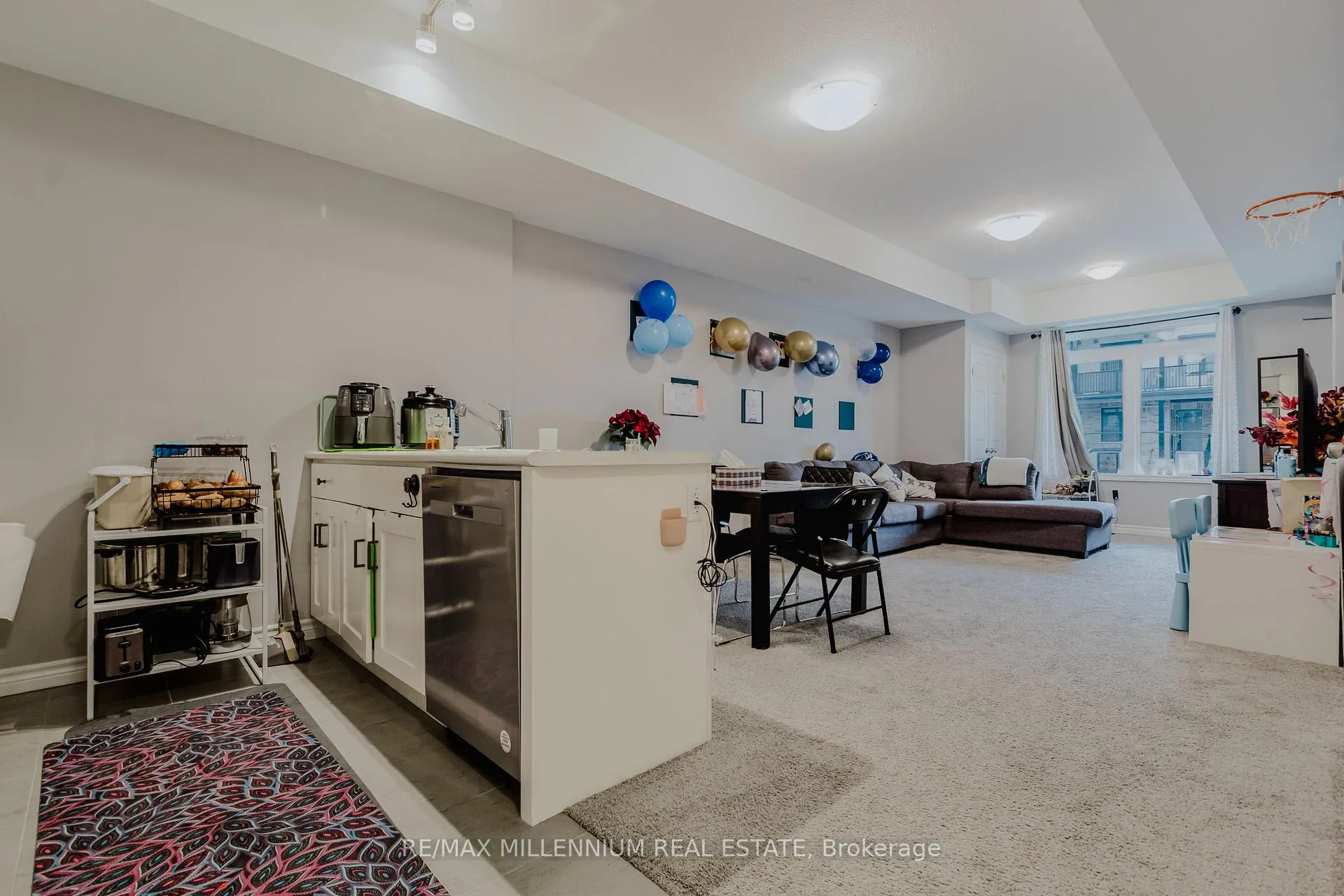 Photo 21 of 98 Lomond Lane N, Kitchener — HOMEH