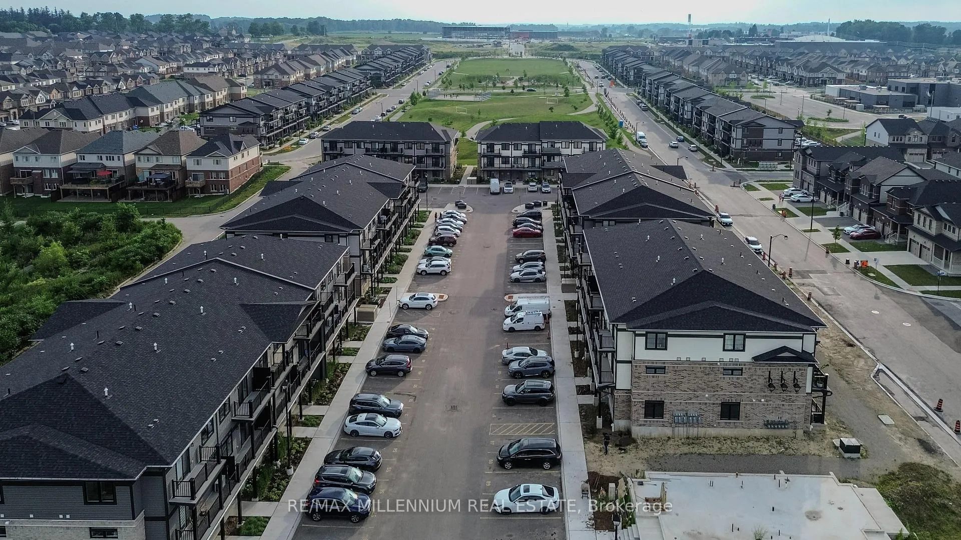 Photo 40 of 98 Lomond Lane N, Kitchener — HOMEH