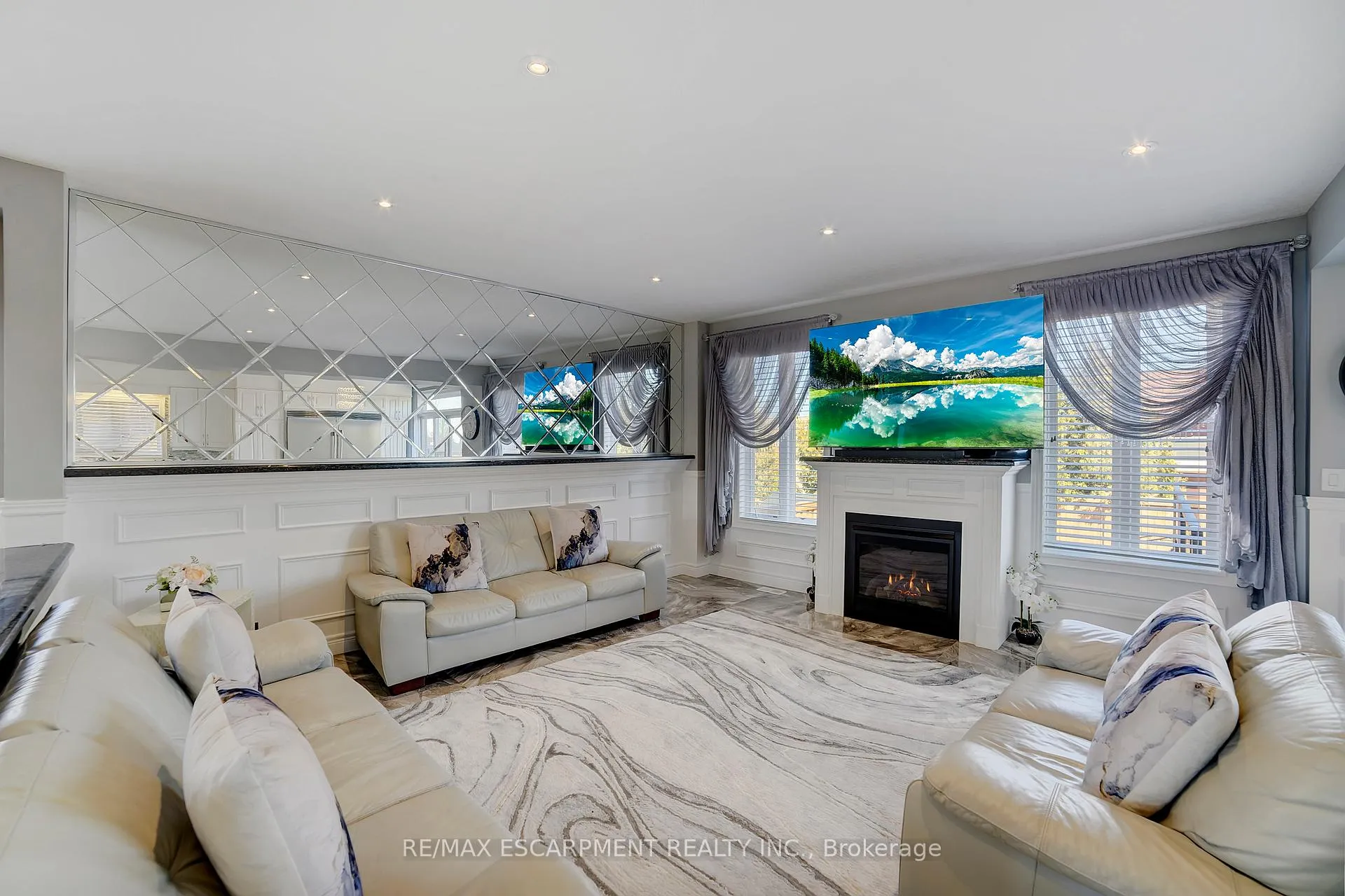 Photo 13 of 111 Vineberg Drive, Hamilton, Allison — HOMEH