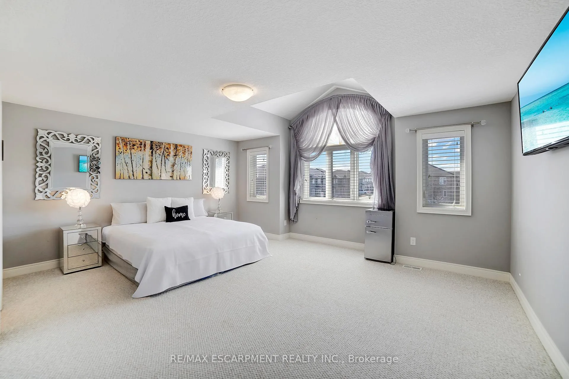 Photo 32 of 111 Vineberg Drive, Hamilton, Allison — HOMEH
