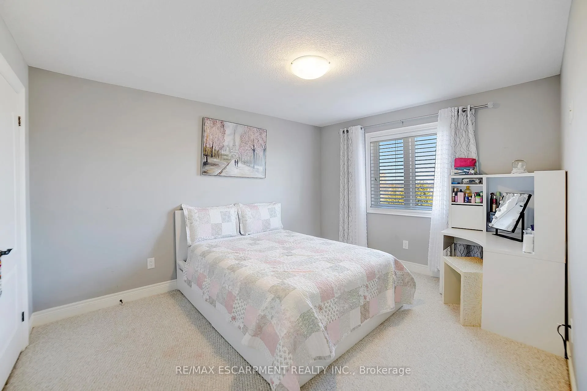 Photo 40 of 111 Vineberg Drive, Hamilton, Allison — HOMEH
