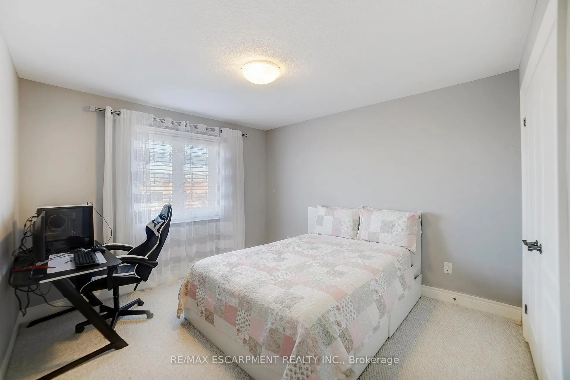 Photo 43 of 111 Vineberg Drive, Hamilton, Allison — HOMEH