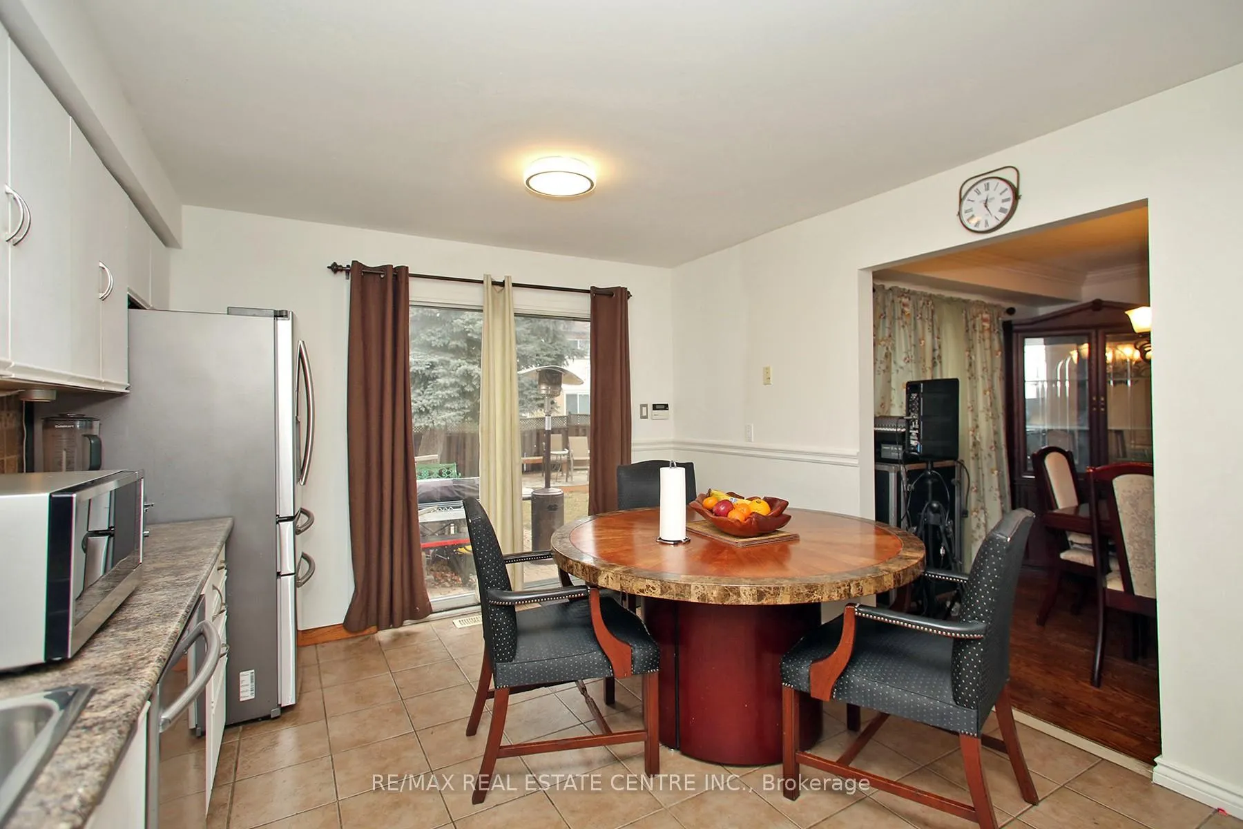 Photo 10 of 79 Barnes Drive, Ajax, Central — HOMEH