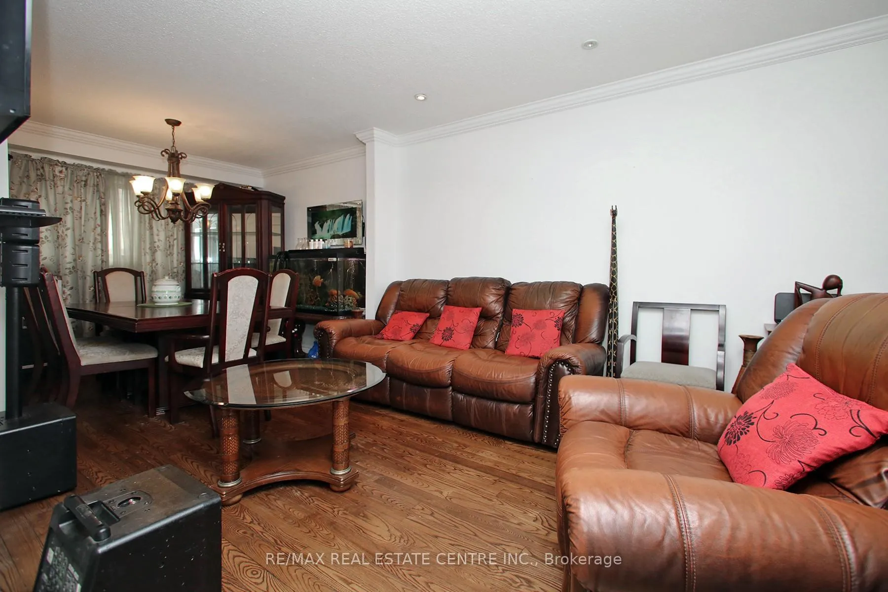 Photo 18 of 79 Barnes Drive, Ajax, Central — HOMEH