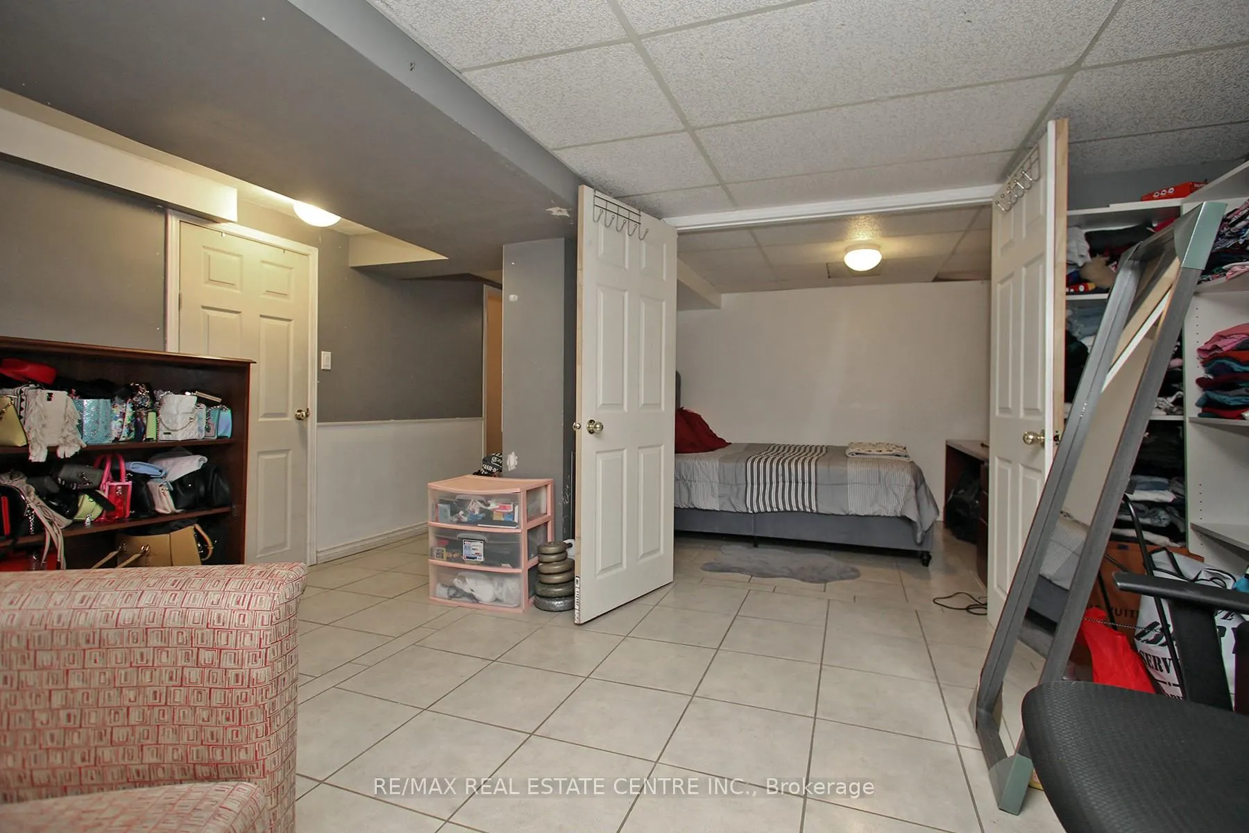 Photo 21 of 79 Barnes Drive, Ajax, Central — HOMEH