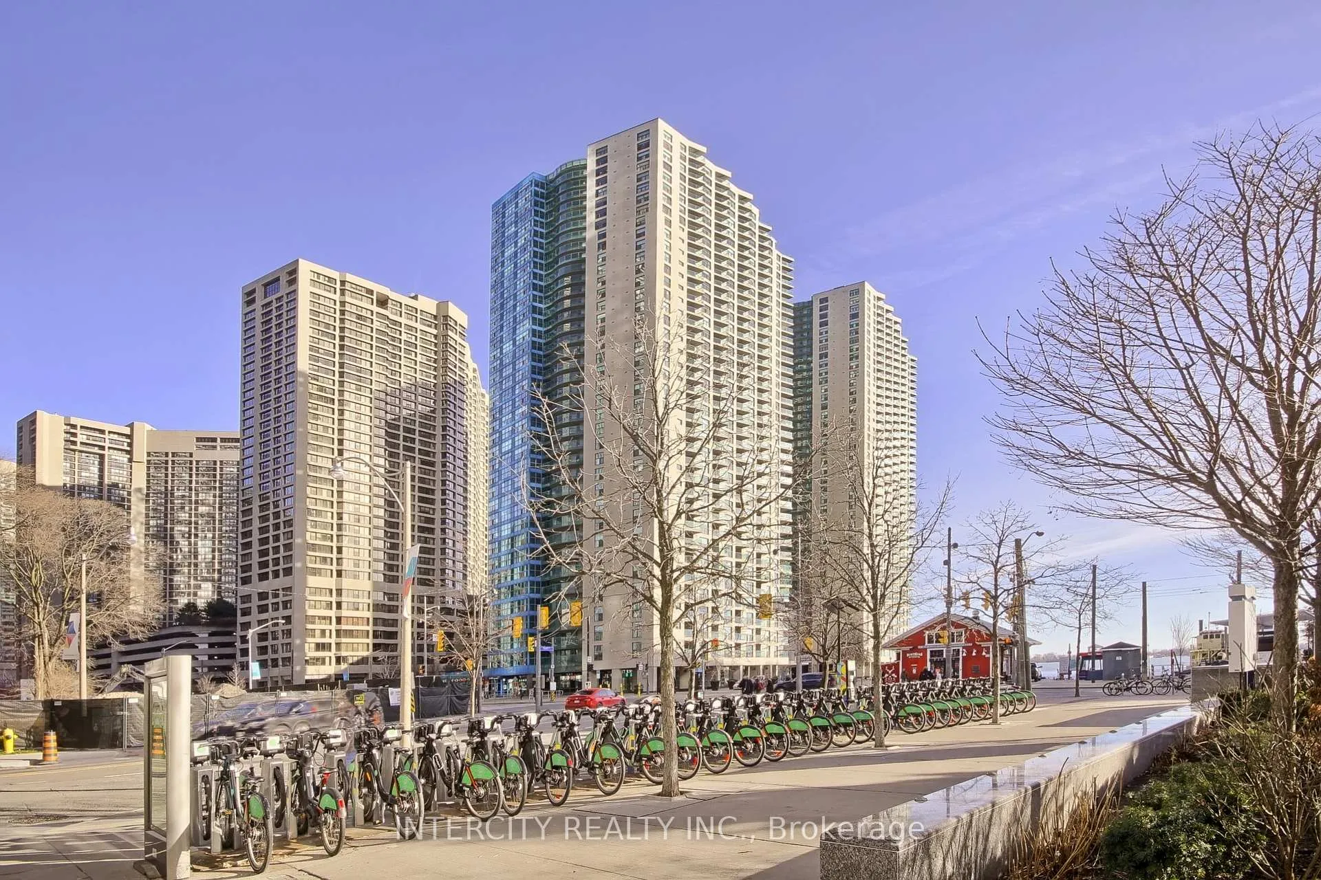 Photo 1 of Unit 402, 77 Harbour Square, Toronto, Waterfront Communities — HOMEH