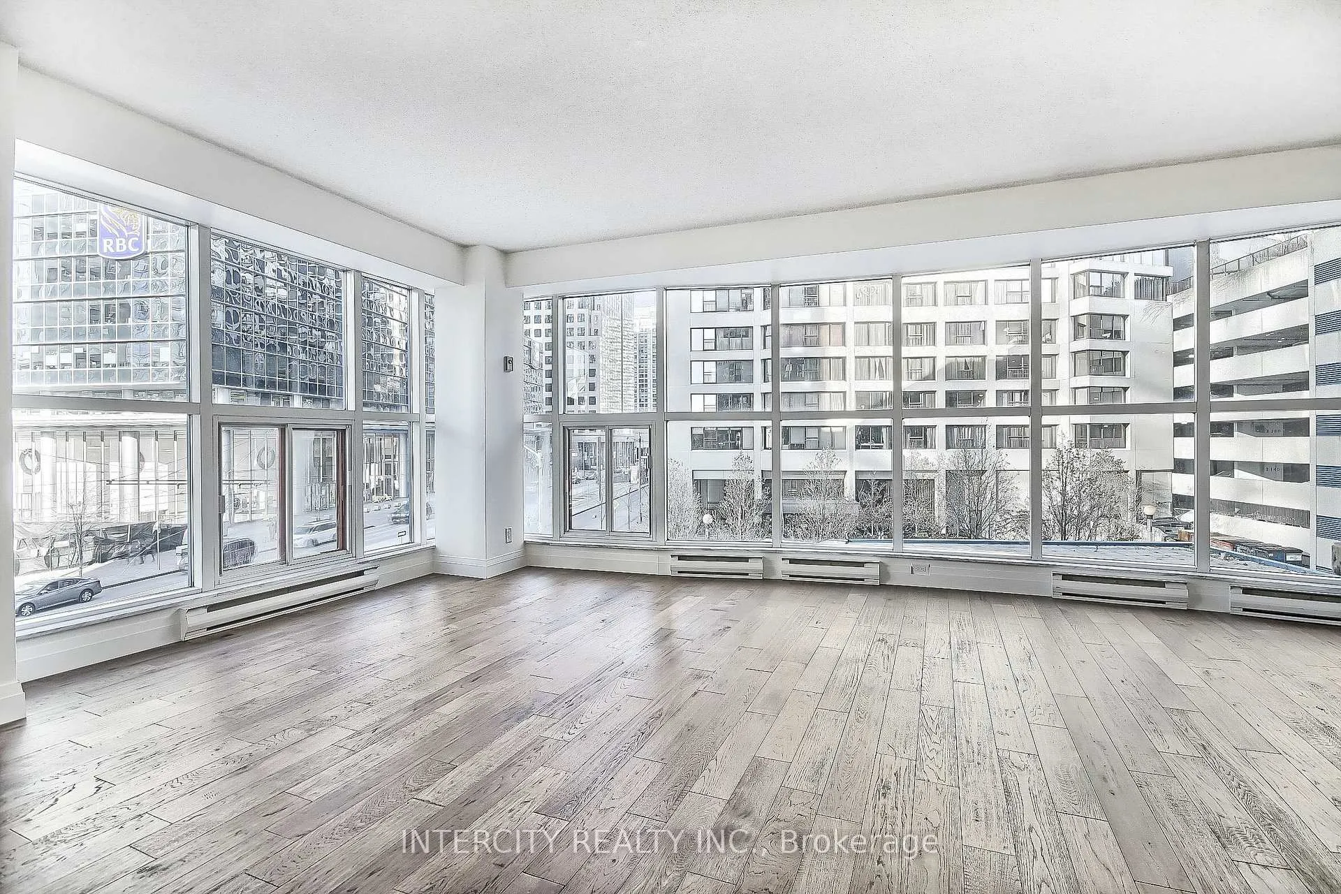 Photo 20 of Unit 402, 77 Harbour Square, Toronto, Waterfront Communities — HOMEH
